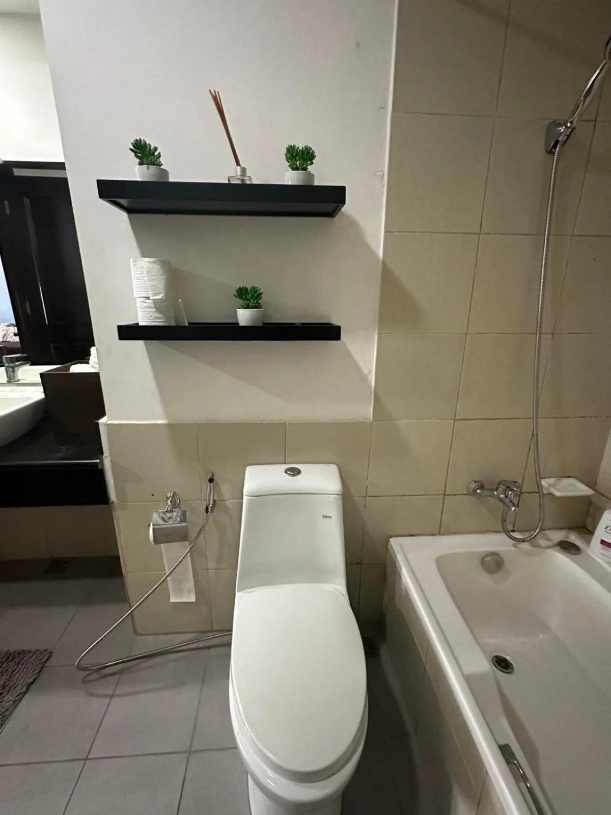 Shower in Suites de Marina Manila with Netflix