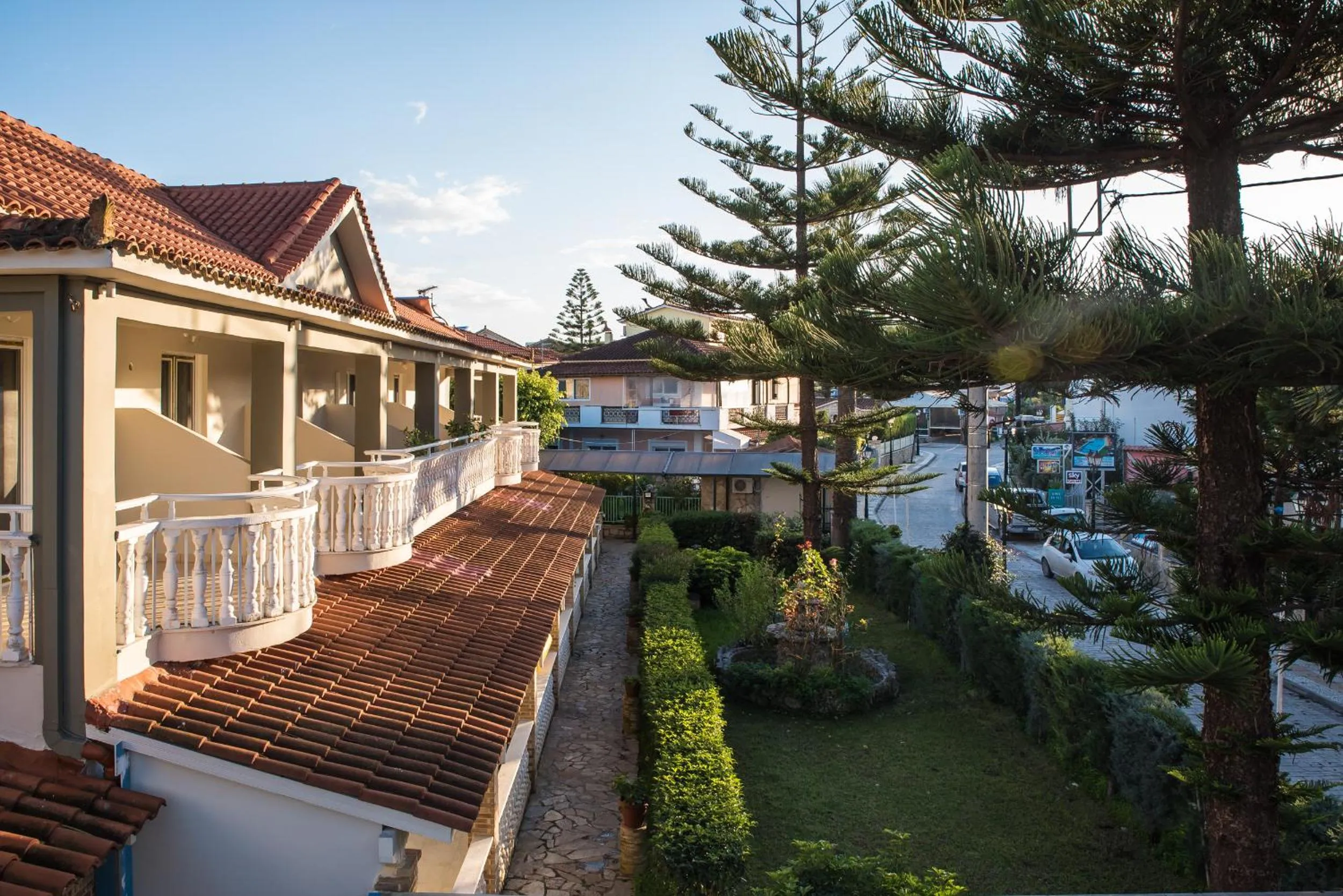 Property building in Tom & John Center