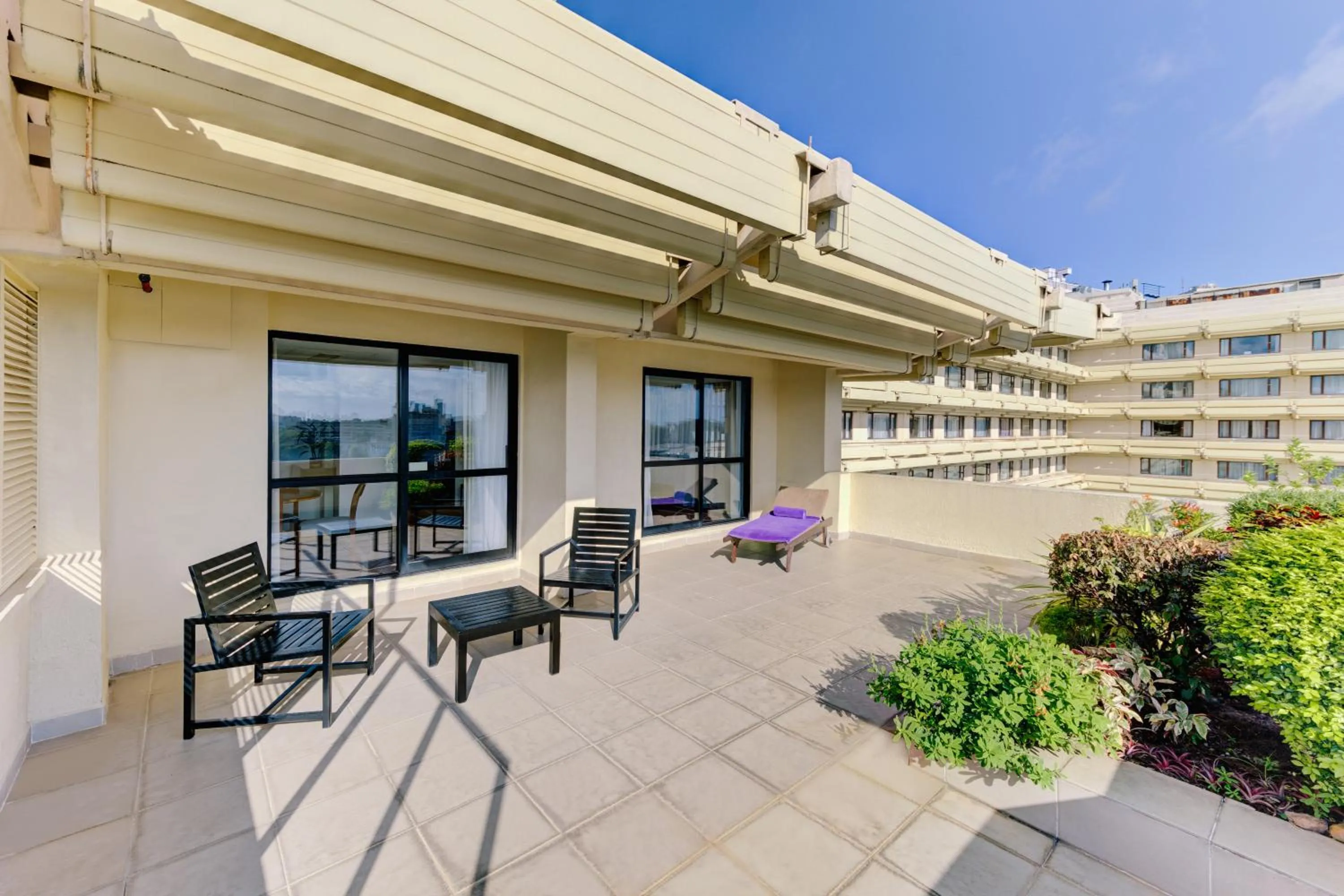 Balcony/Terrace in Cinnamon Lakeside