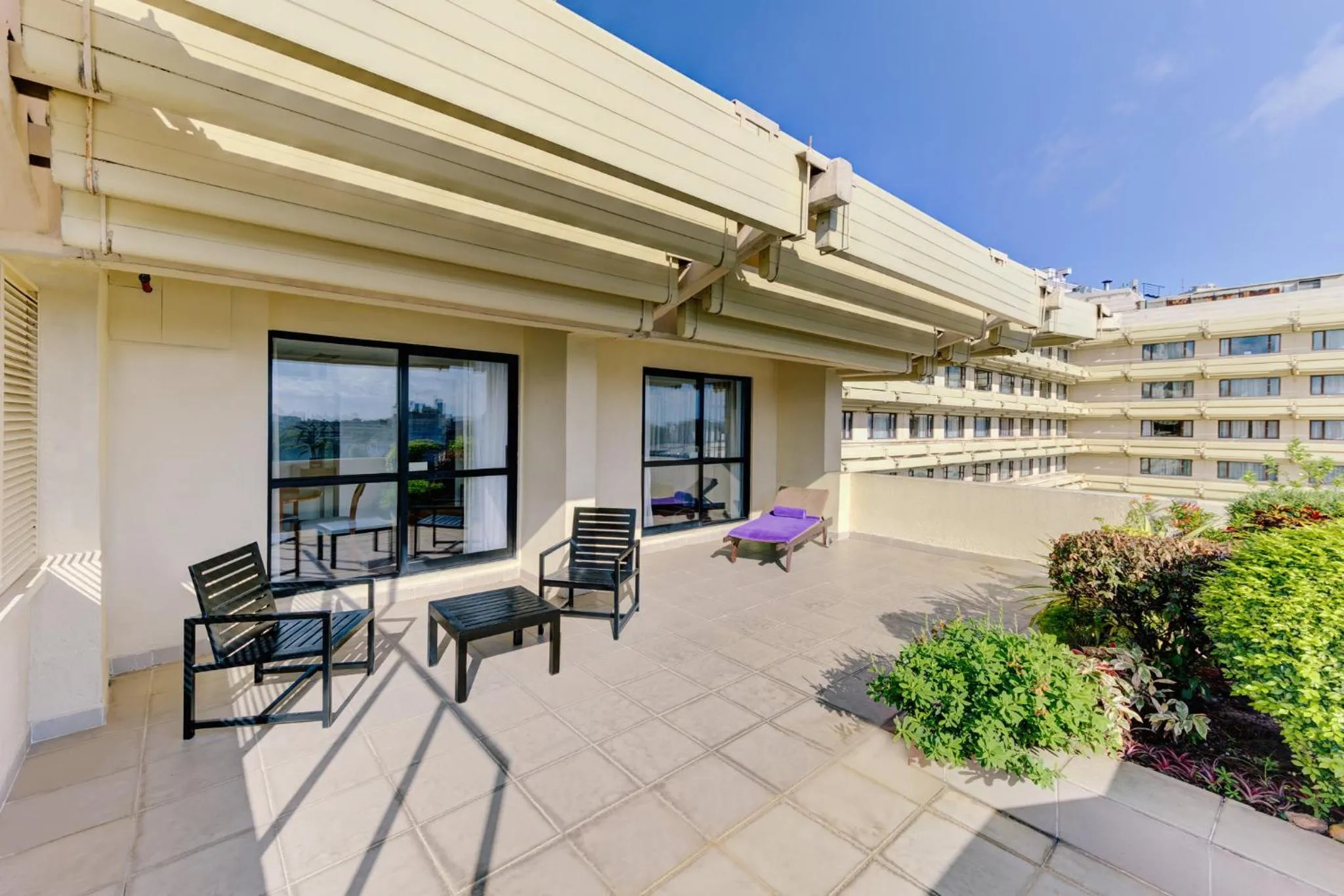 Balcony/Terrace in Cinnamon Lakeside