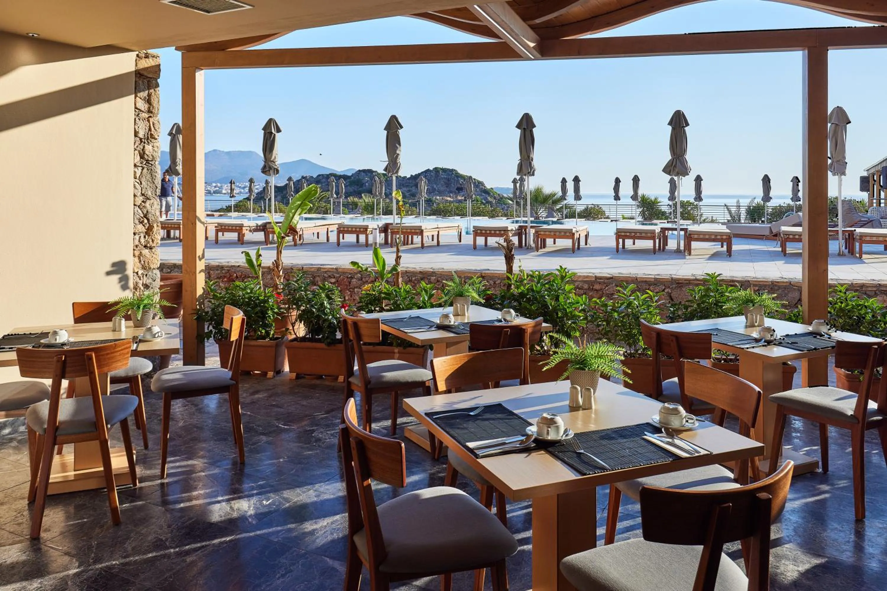 Restaurant/places to eat in Blue Marine Resort and Spa Hotel