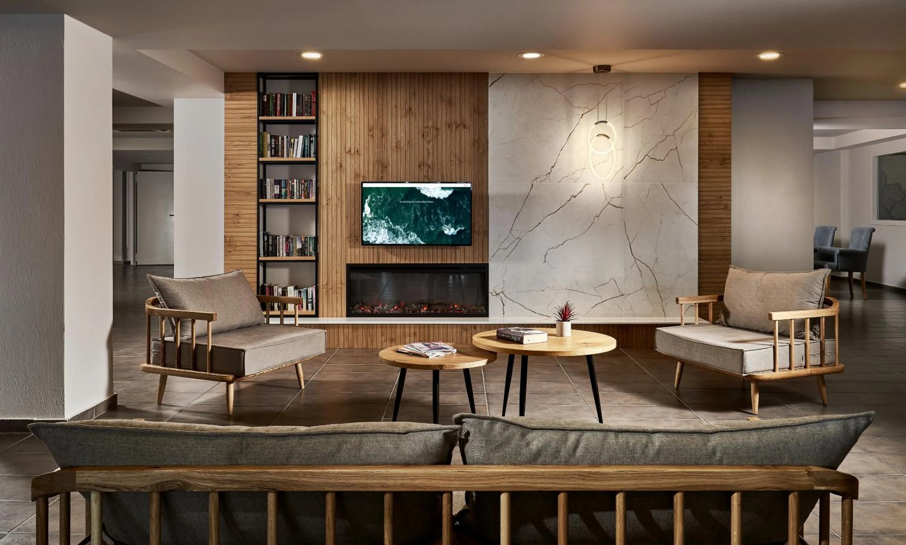 Communal lounge/ TV room in Blue Marine Resort and Spa Hotel