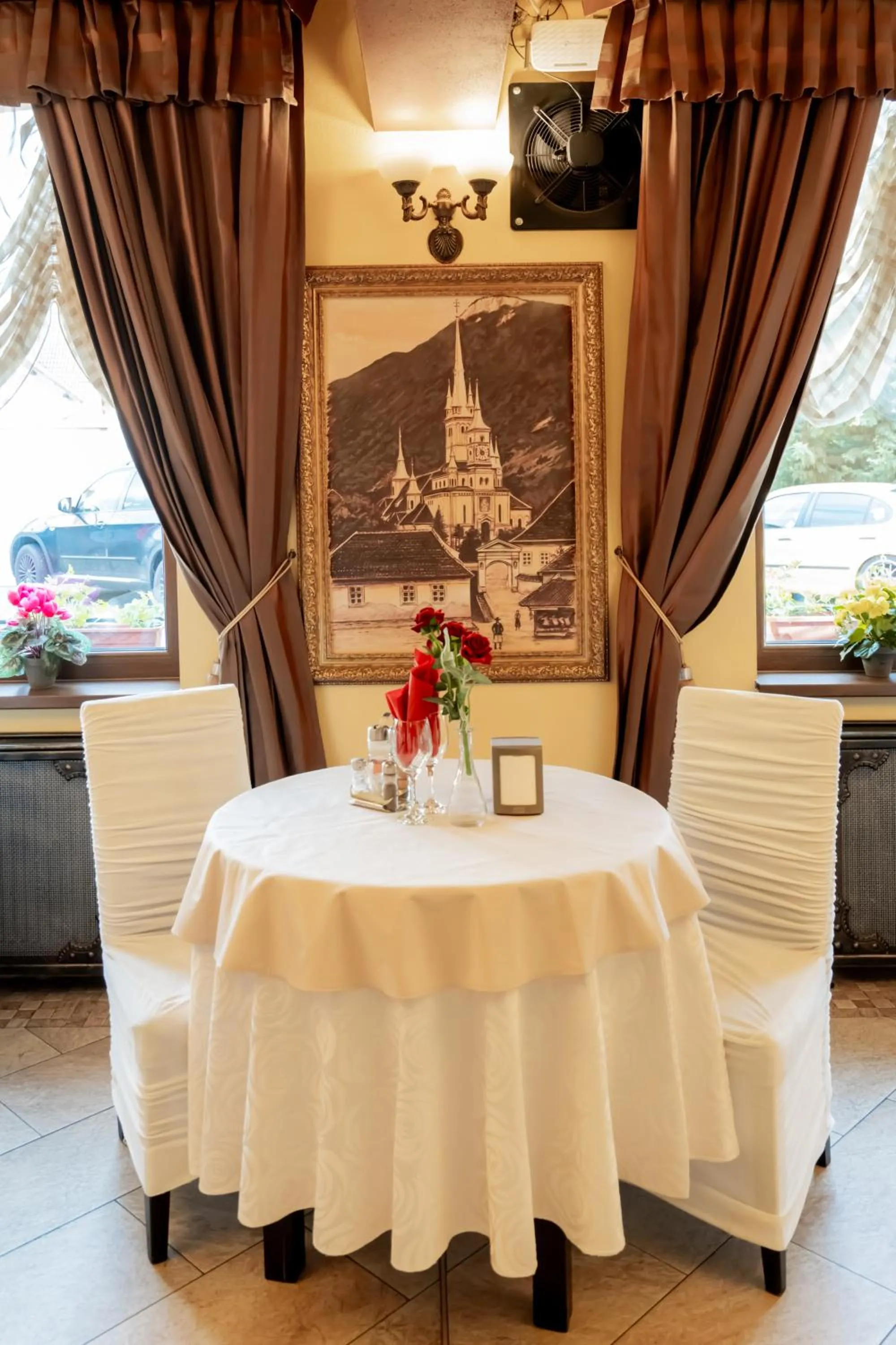 Restaurant/places to eat in Complex Turistic Max International