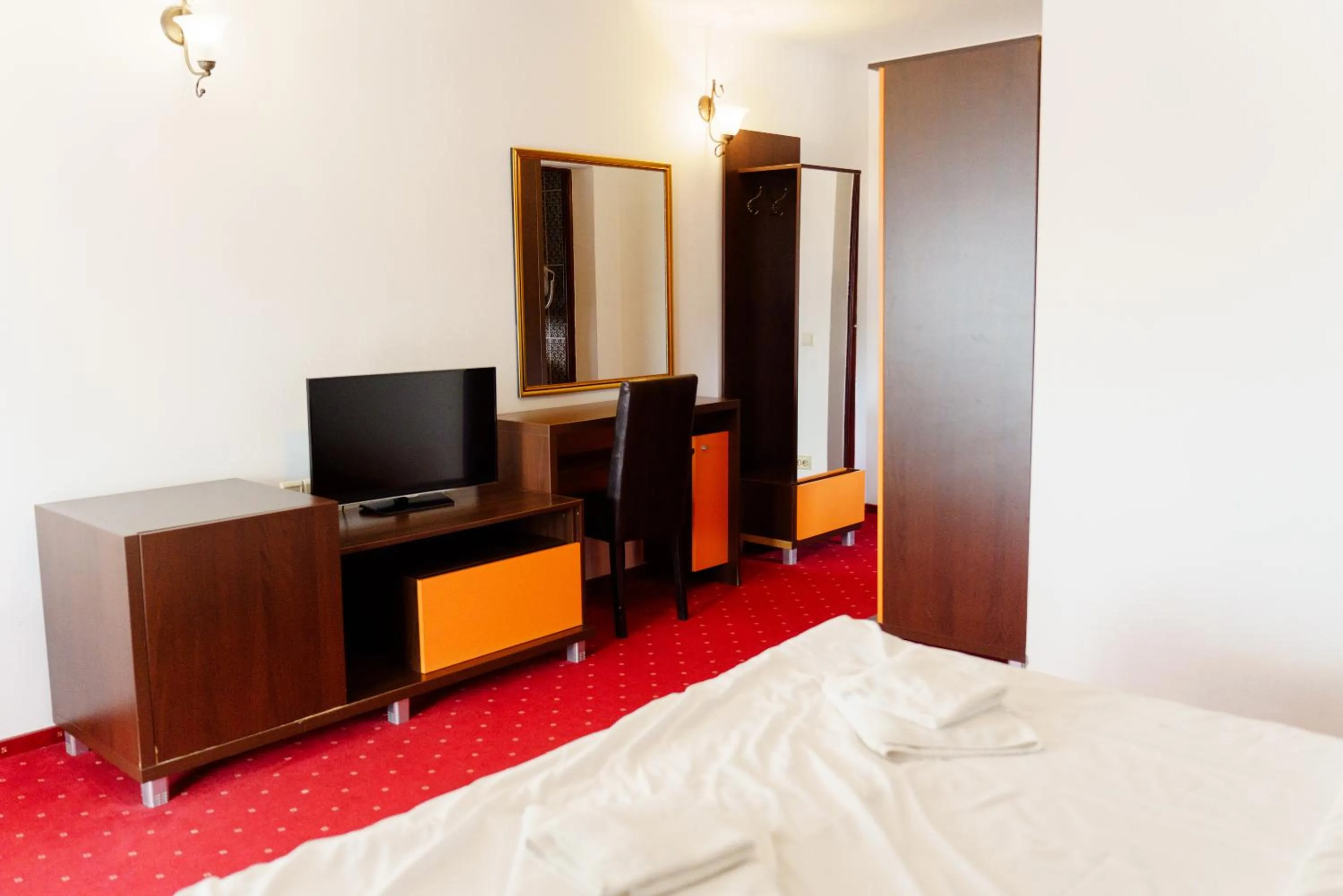 Bed in Complex Turistic Max International