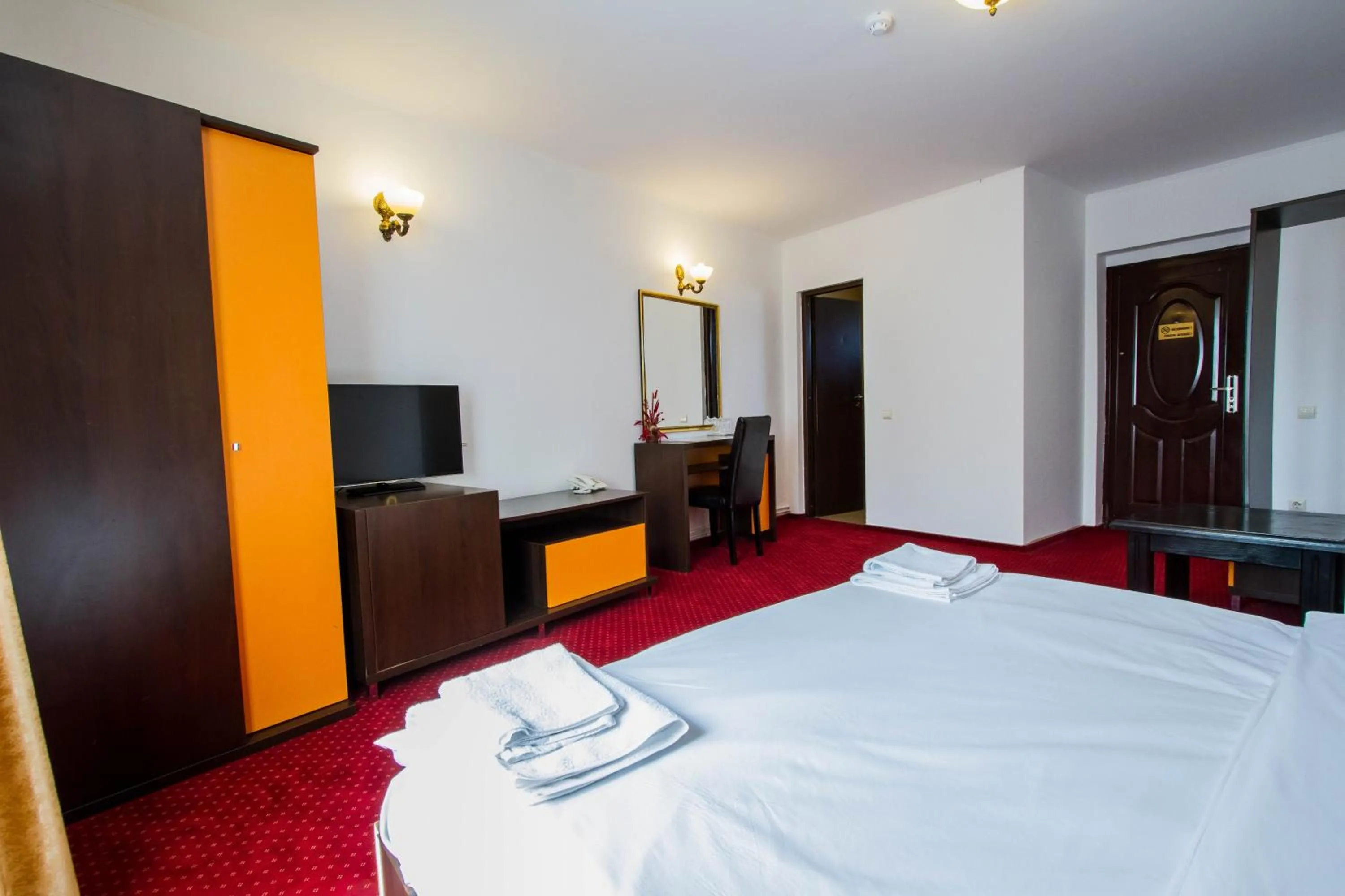 Bed in Complex Turistic Max International