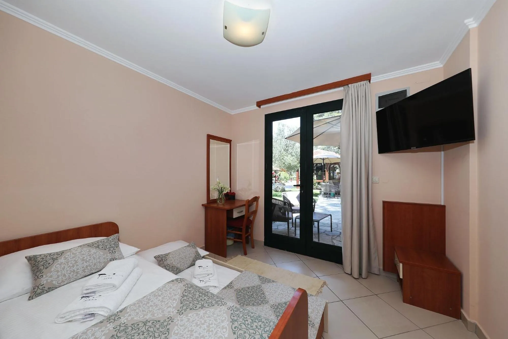 Bed in Mediterranean Village San Antonio