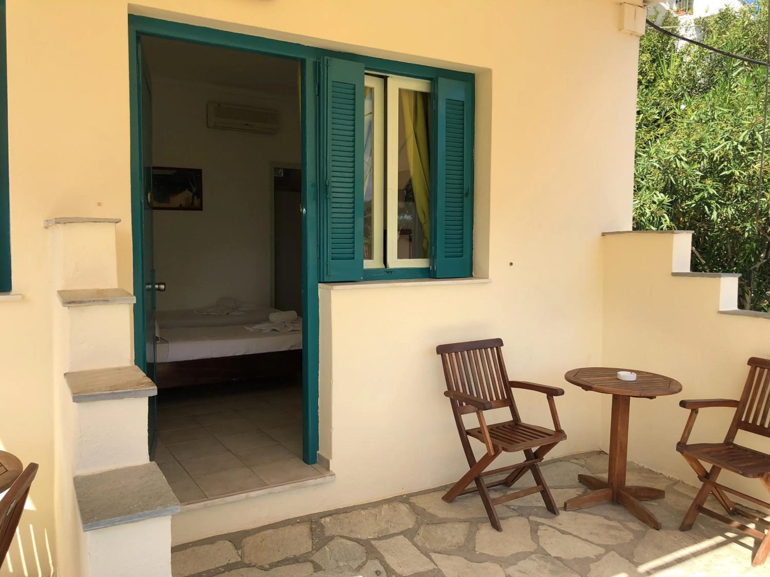 Angeliki Beach Hotel