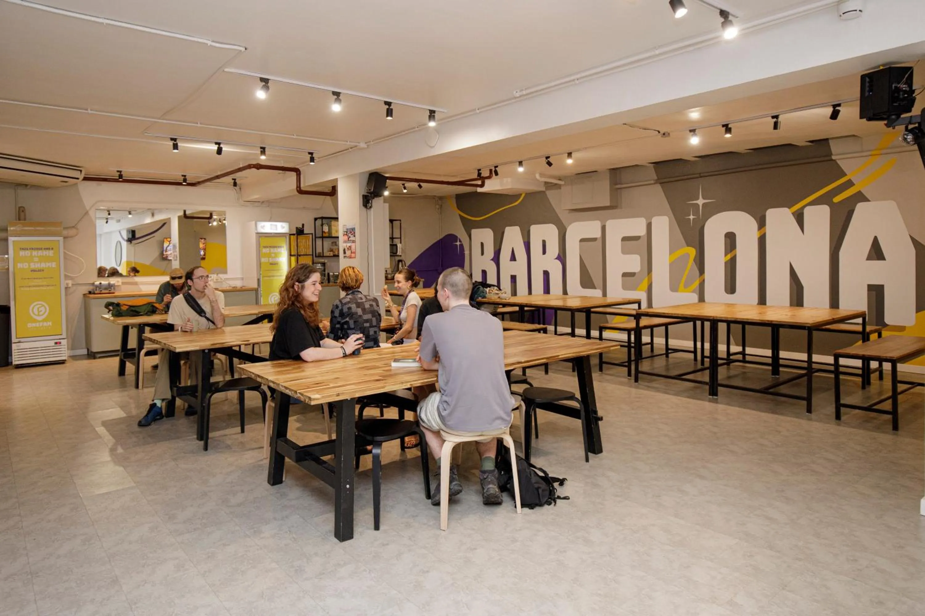Seating area in Onefam Les Corts