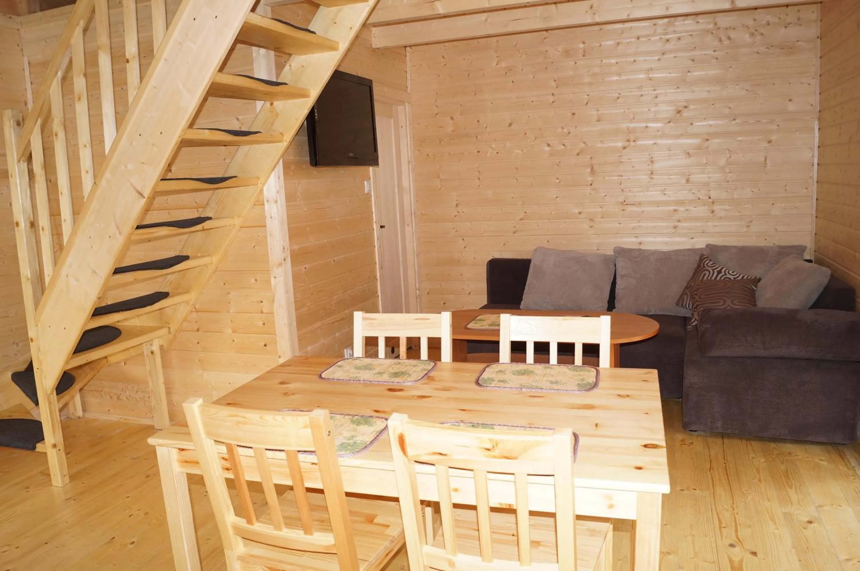 Dining area in Villa Amber