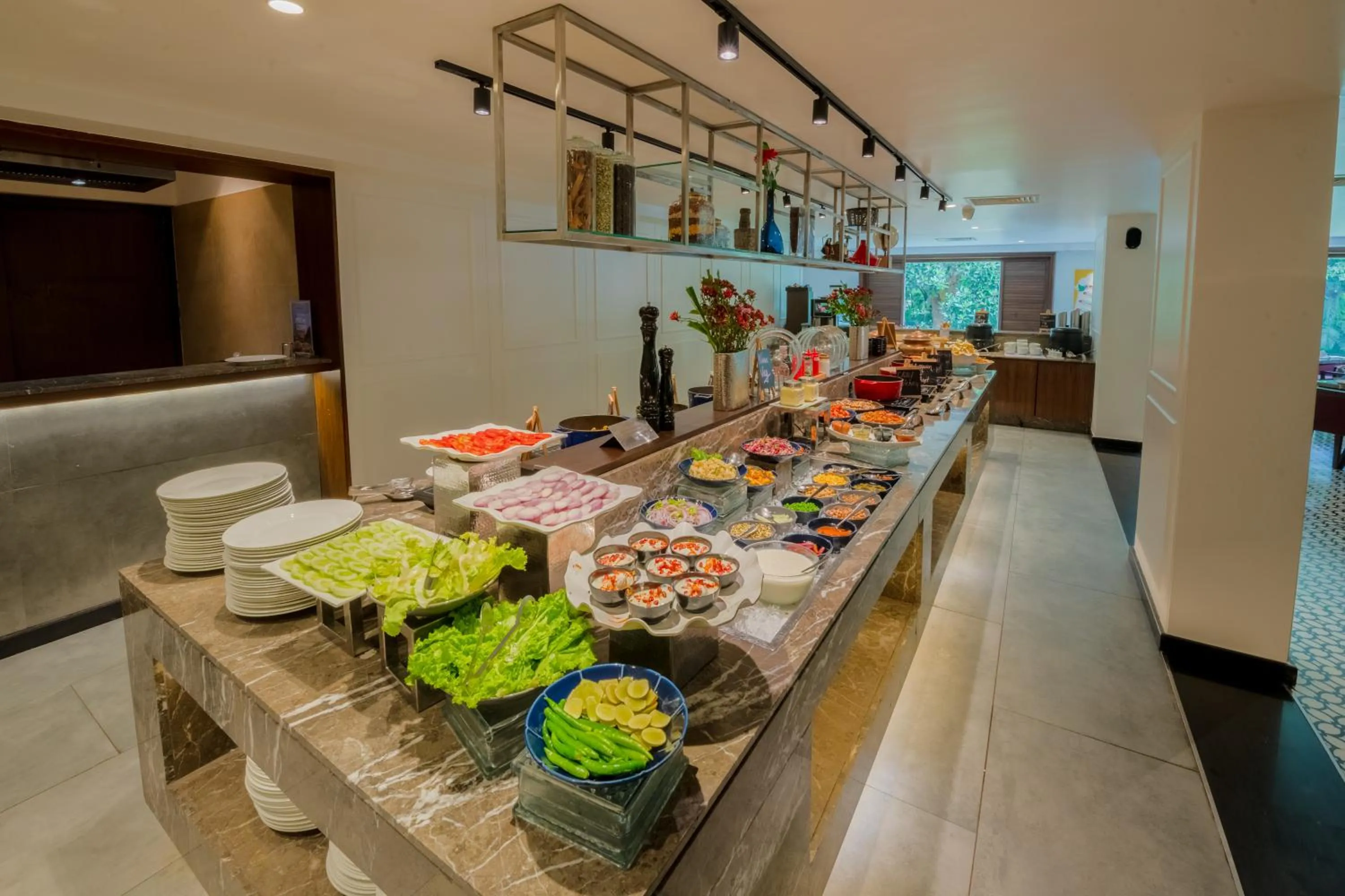 Restaurant/places to eat in Southern Star,Mysore