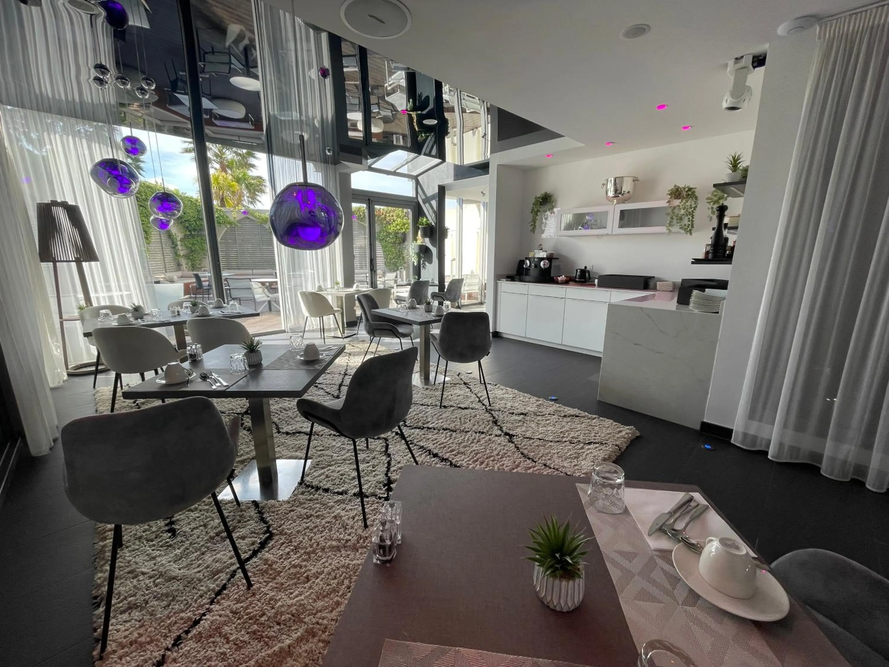 Breakfast in Oz'Inn Hôtel & Spa