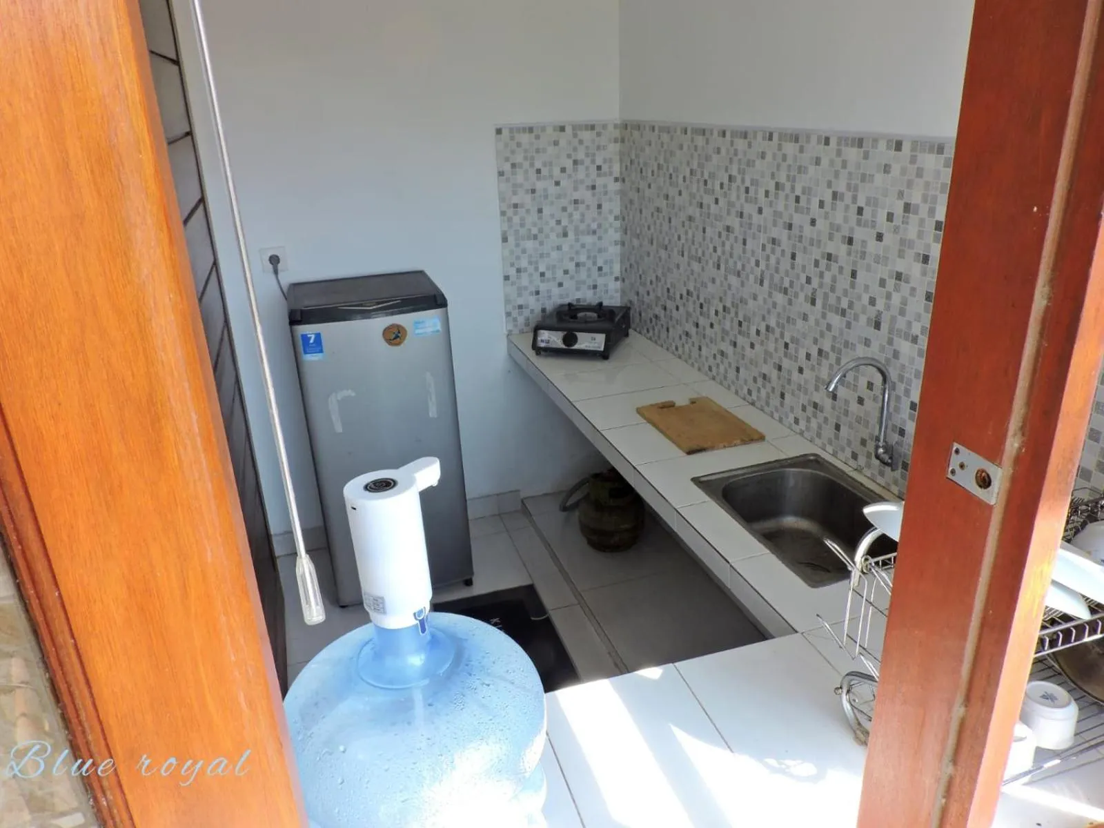 kitchen in Blue Royal Amed