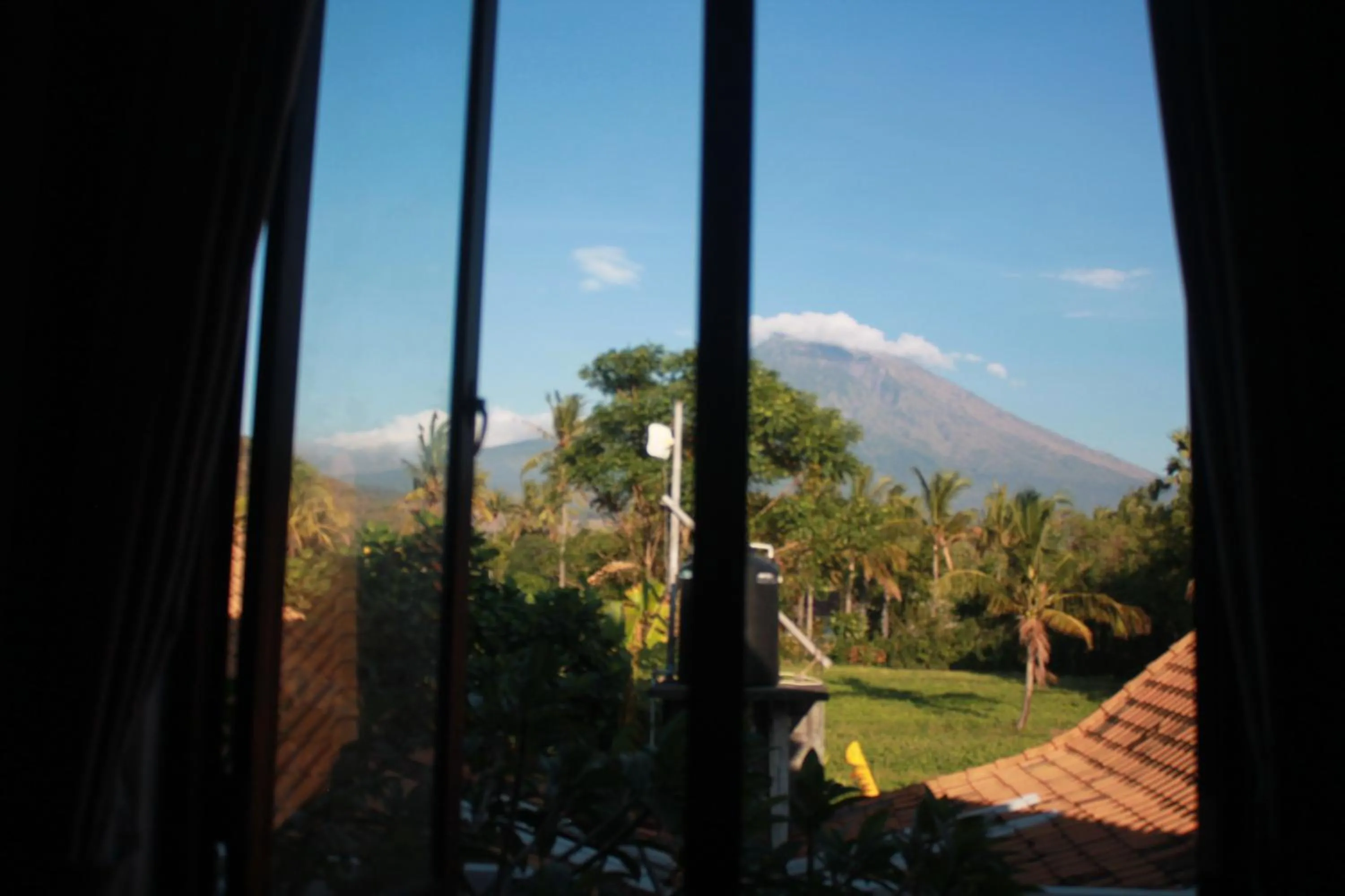Mountain view in Blue Royal Amed