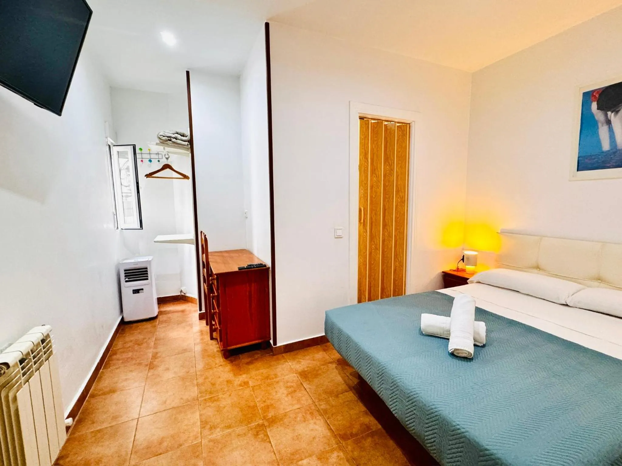 Photo of the whole room, Bed in CH Rayuela