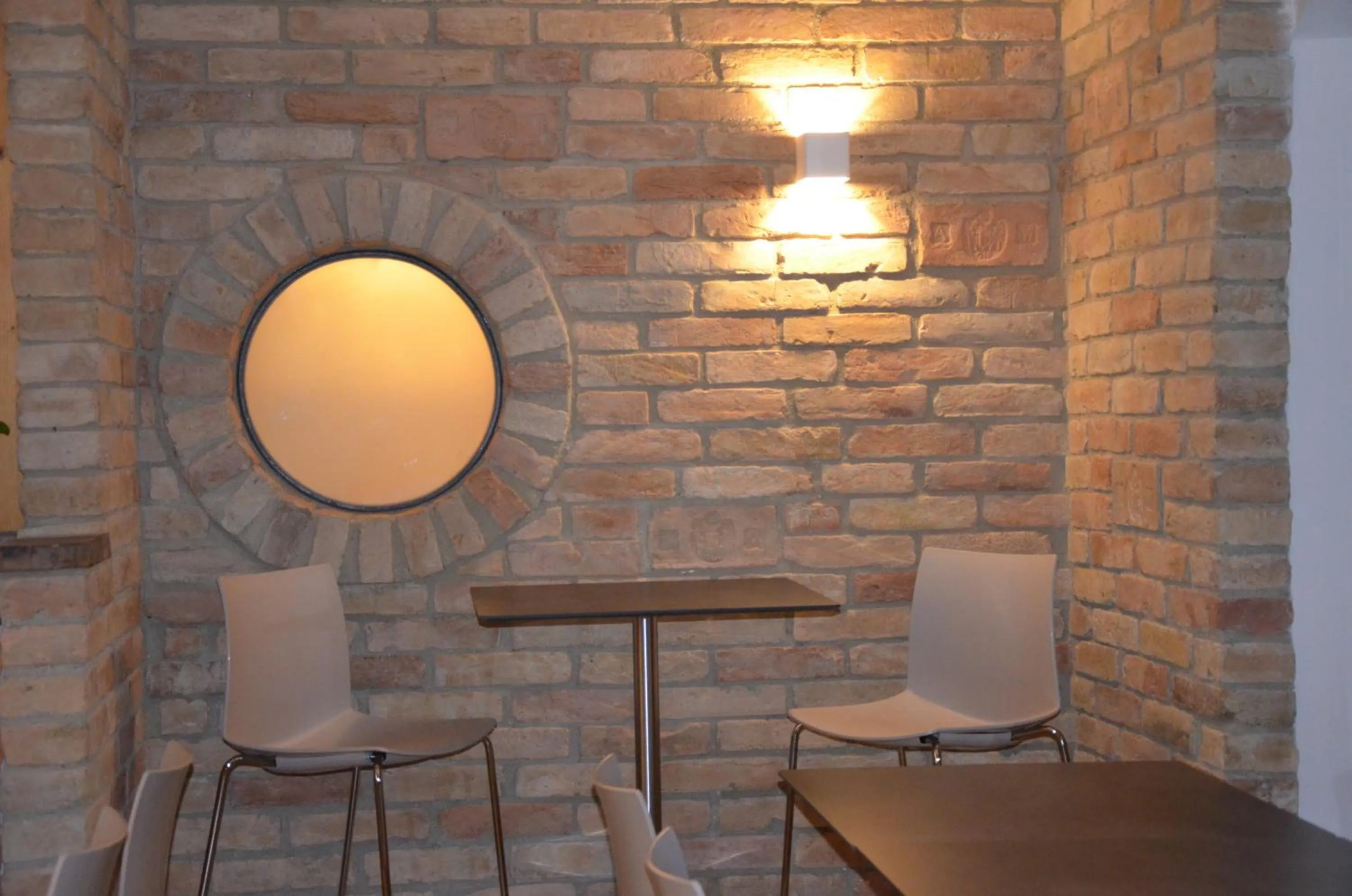 Restaurant/places to eat in Das Stadthaus