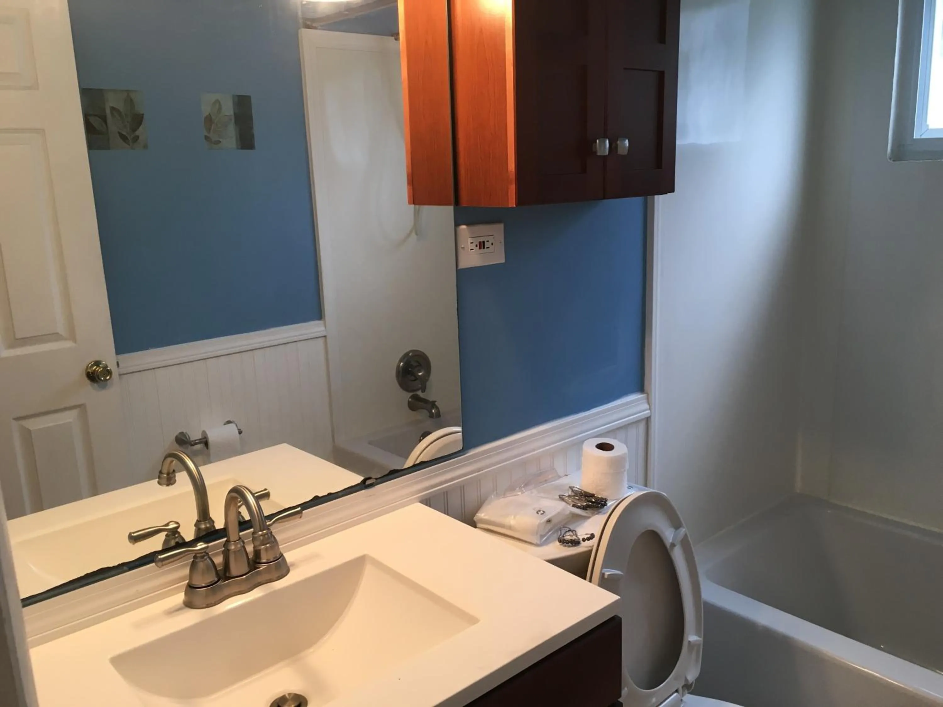 Bathroom in The Paradise @ Lyncott