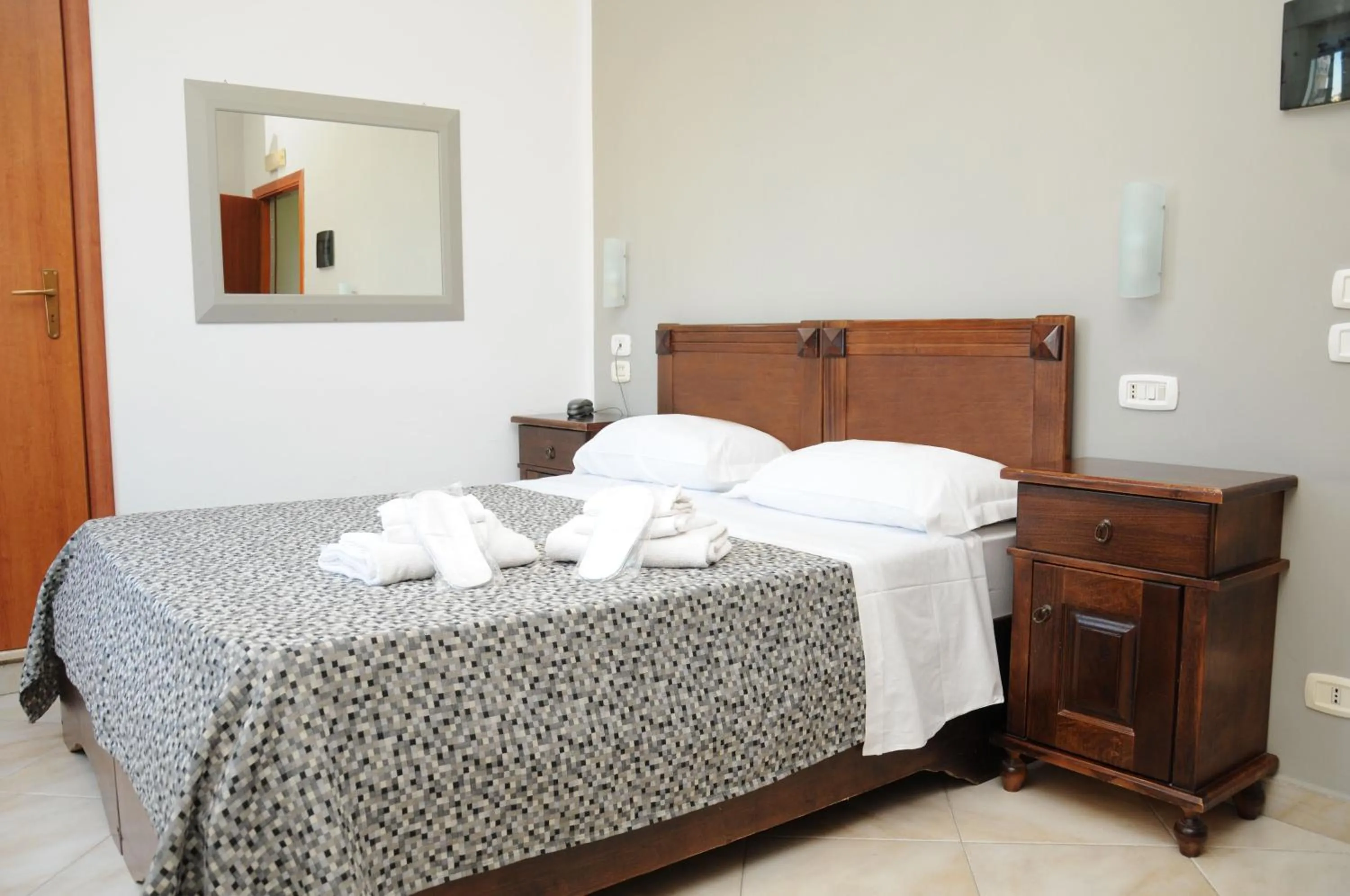 Bed in Hotel Sannita