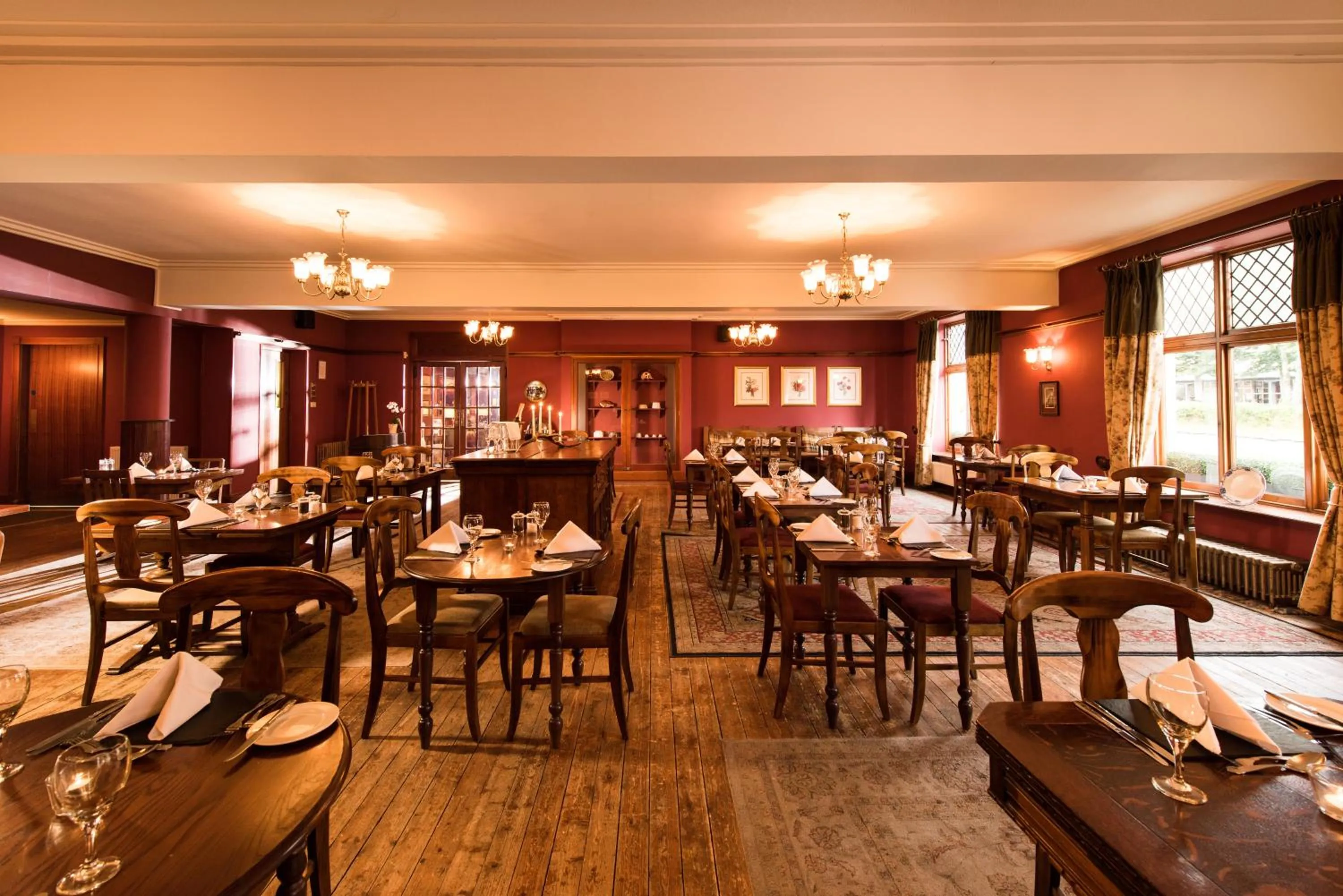 Restaurant/places to eat in Balmoral Arms