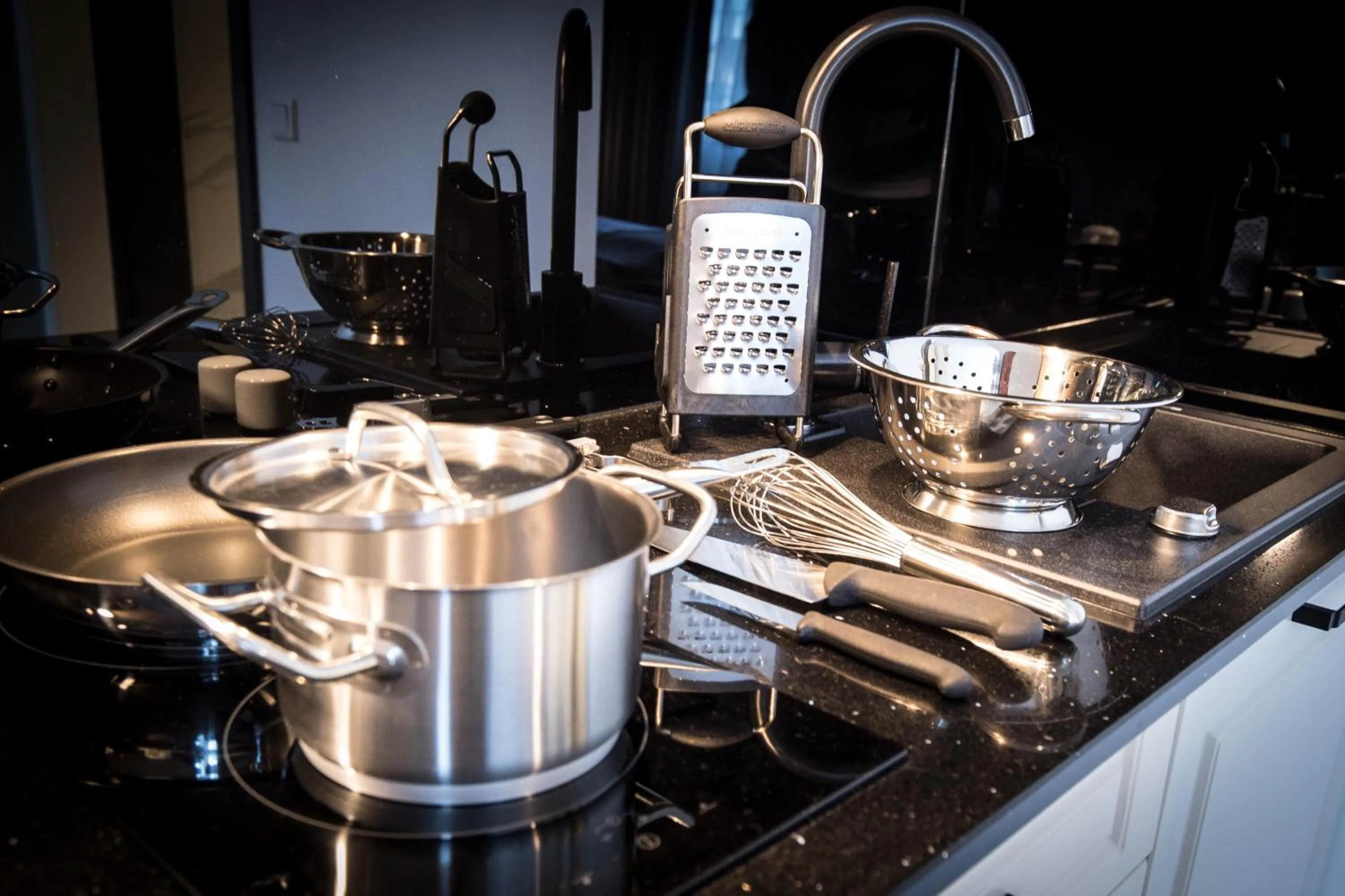 Kitchen or kitchenette in Sleep Inn Düsseldorf