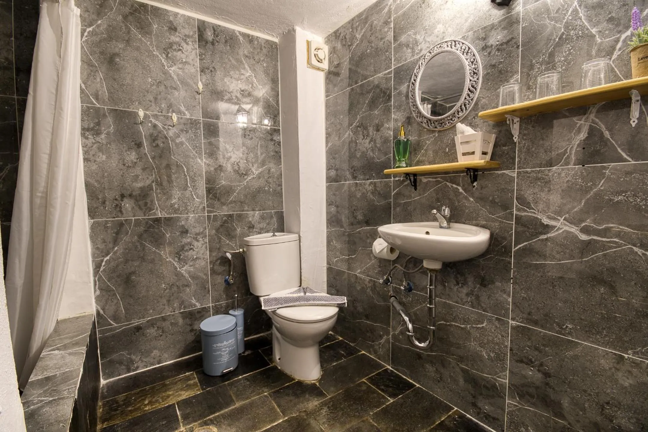 Mascot Boutique Hotel