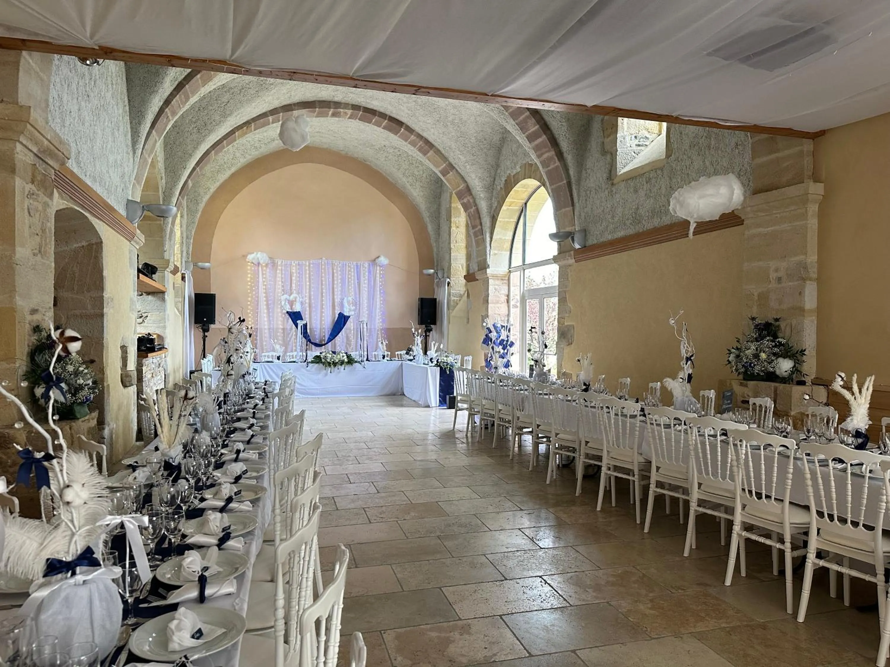 wedding in Château de la Falque, The Originals Relais