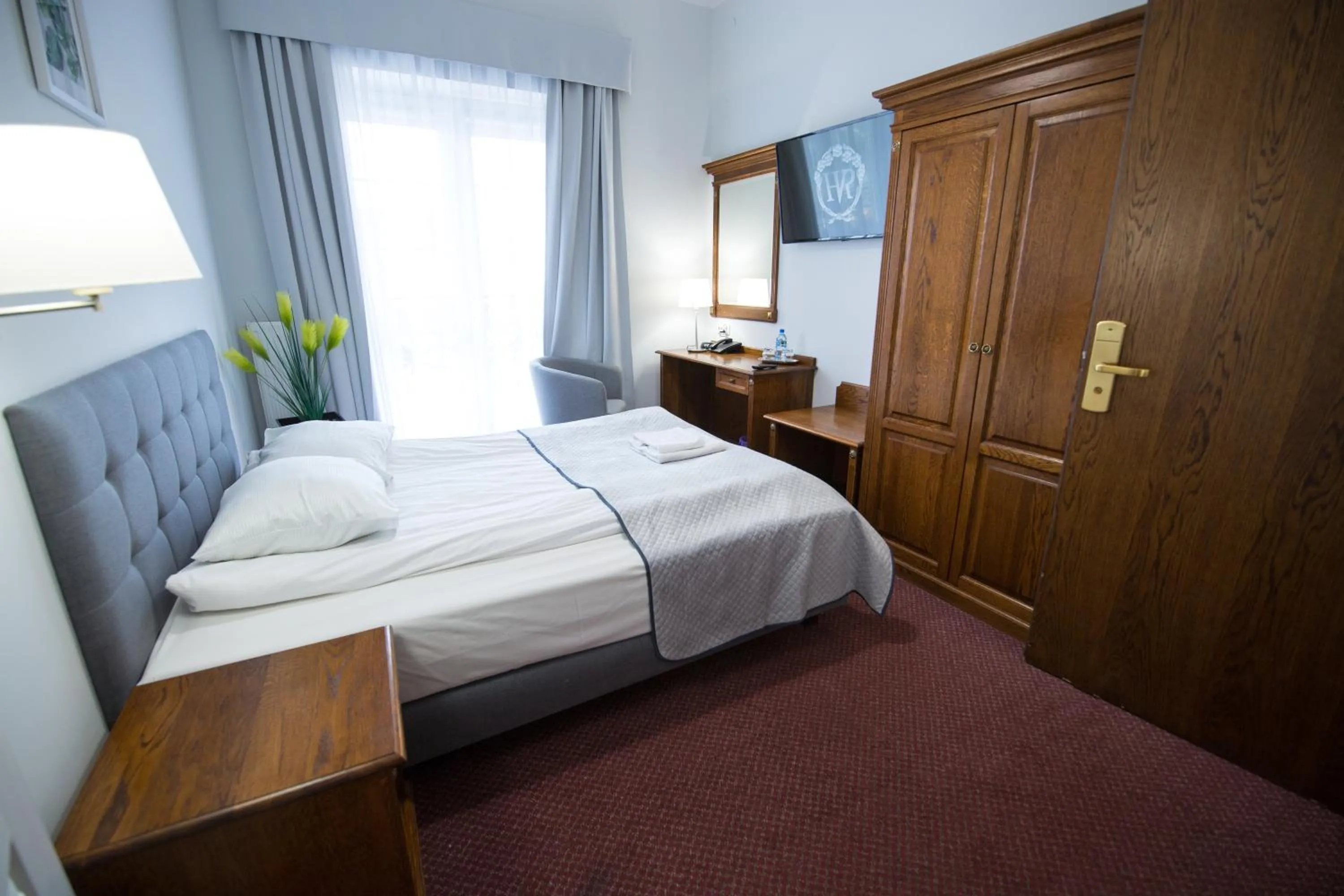 Photo of the whole room, Bed in Hotel Villa Riviera