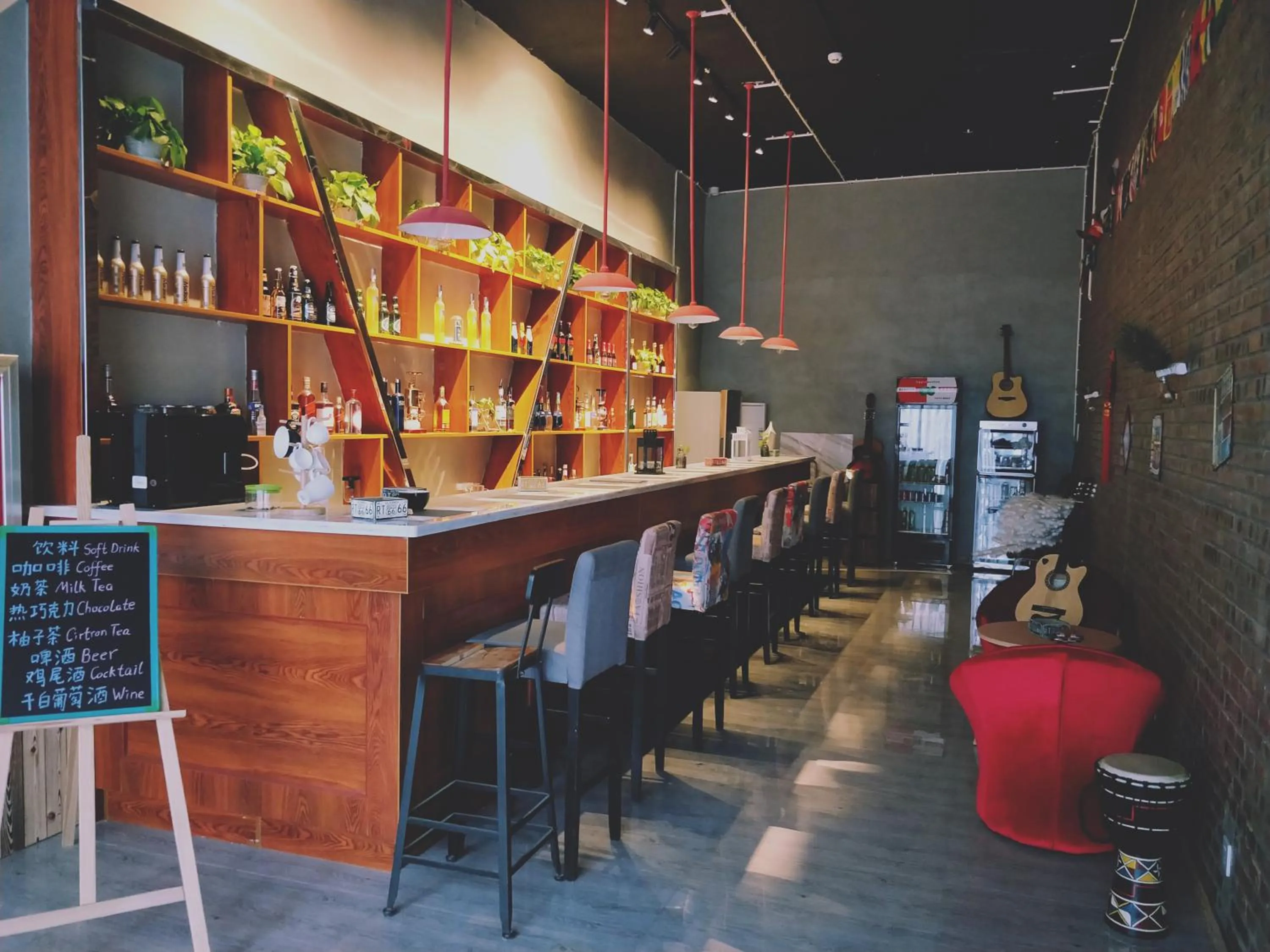 Lounge or bar in Lantern Hotel