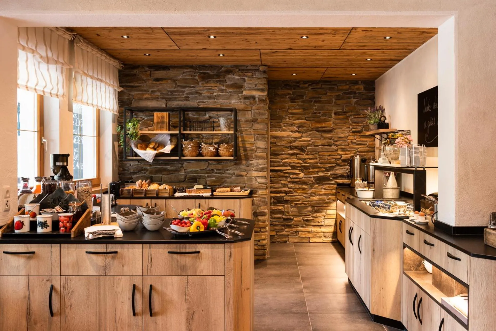 Breakfast in Hotel Brunnenhof