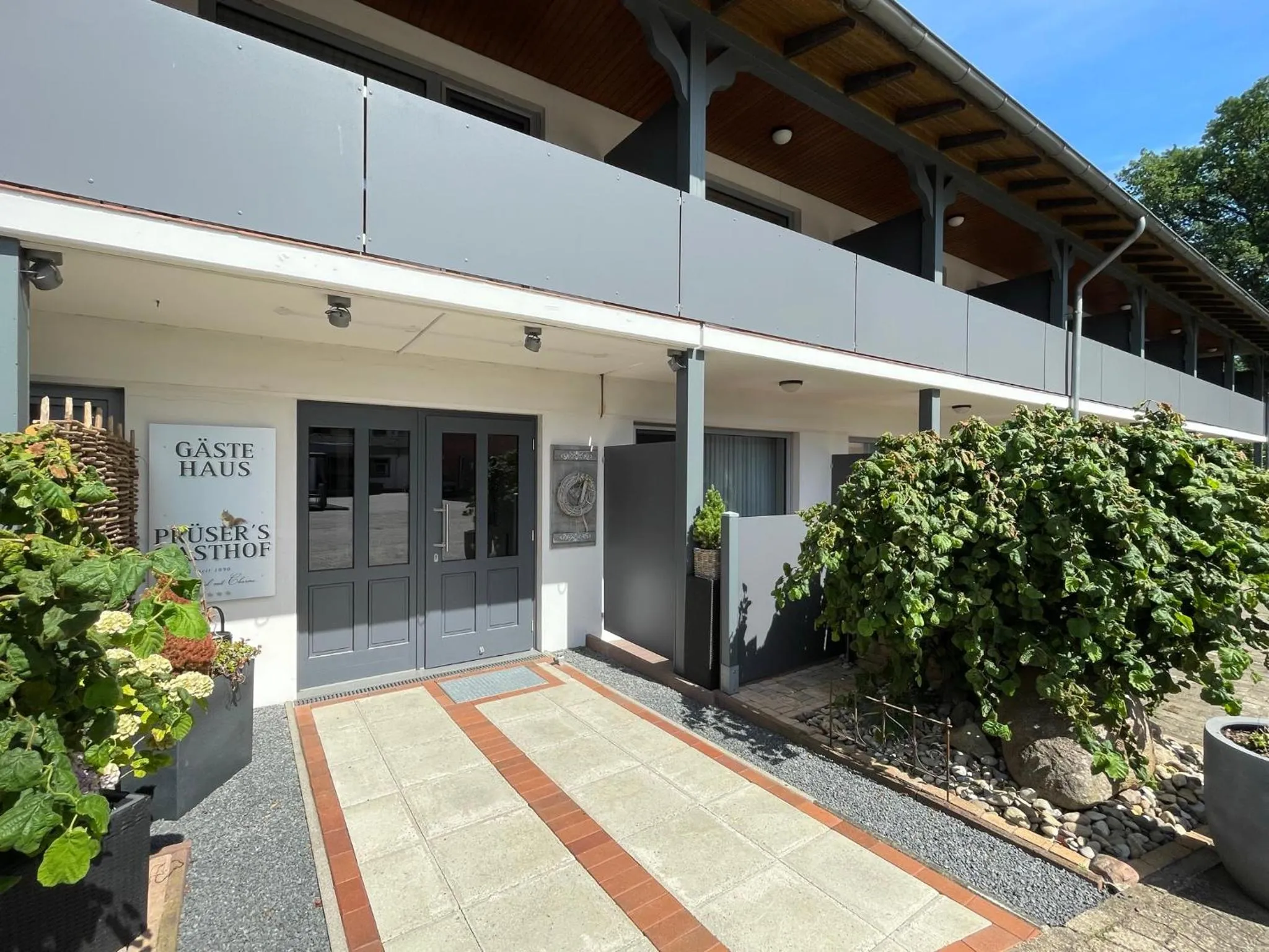 Property building in Hotel & Restaurant Prüser´s Gasthof