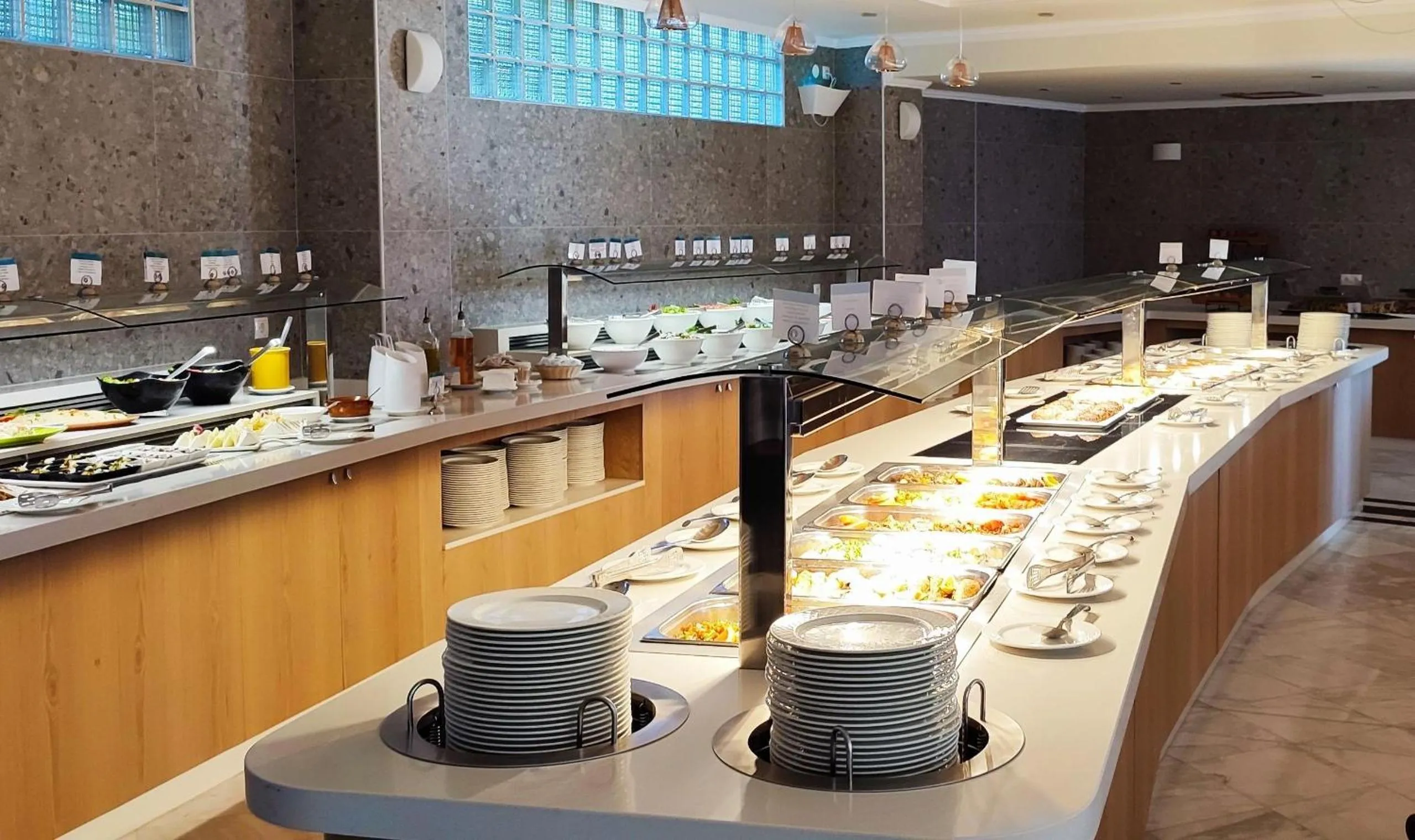 Restaurant/places to eat in Hydramis Palace Beach Resort