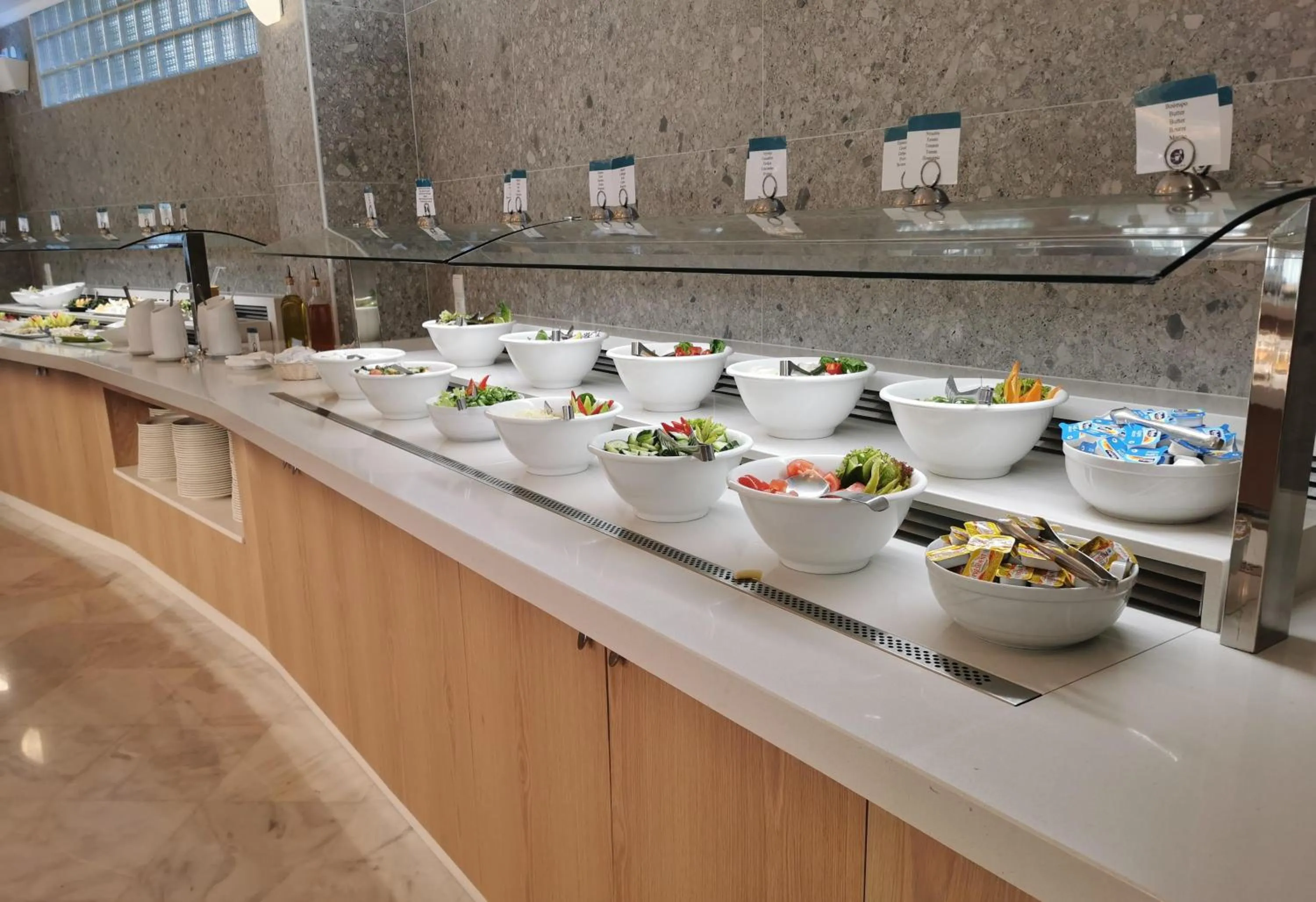 Restaurant/places to eat in Hydramis Palace Beach Resort