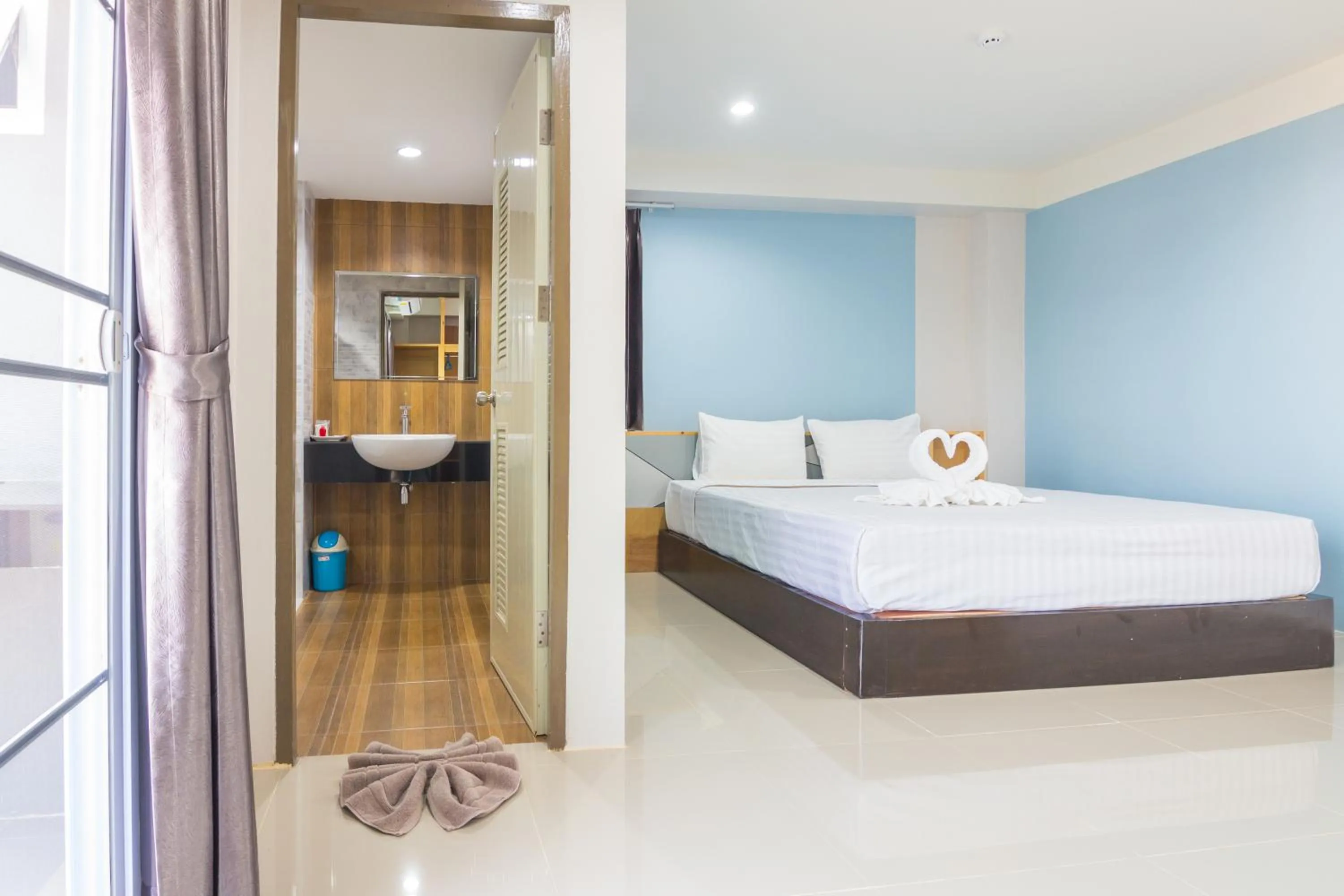 Bed in City 2 Lampang