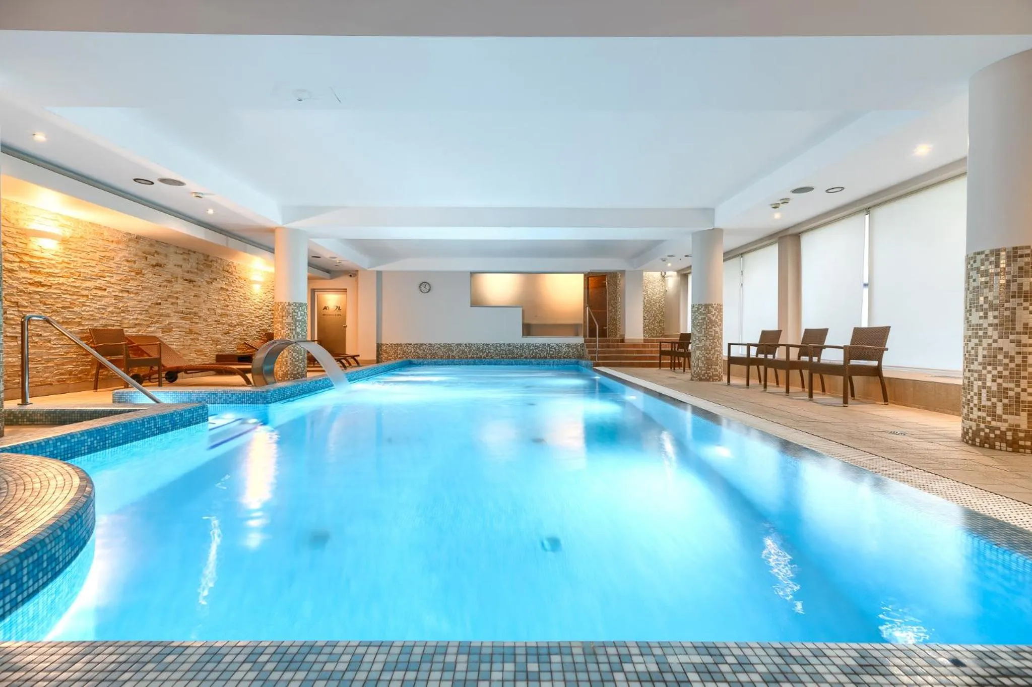 Swimming pool in Atol Spa