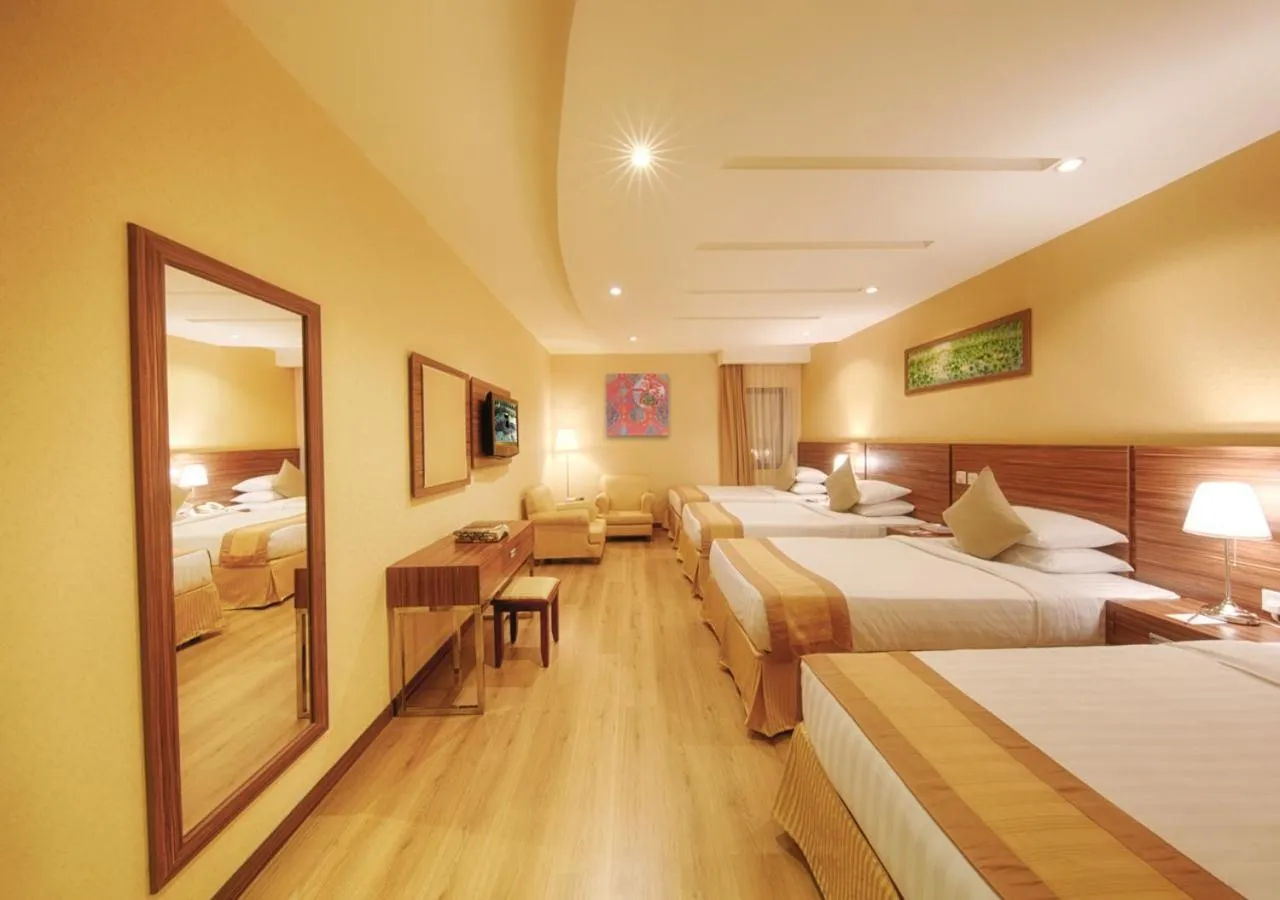 Bed in Al Safwah Orchid Hotel