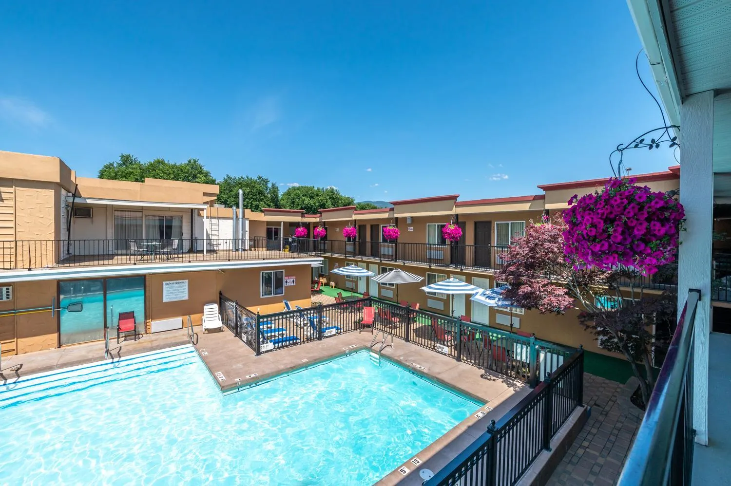 Sahara Courtyard Inn Penticton