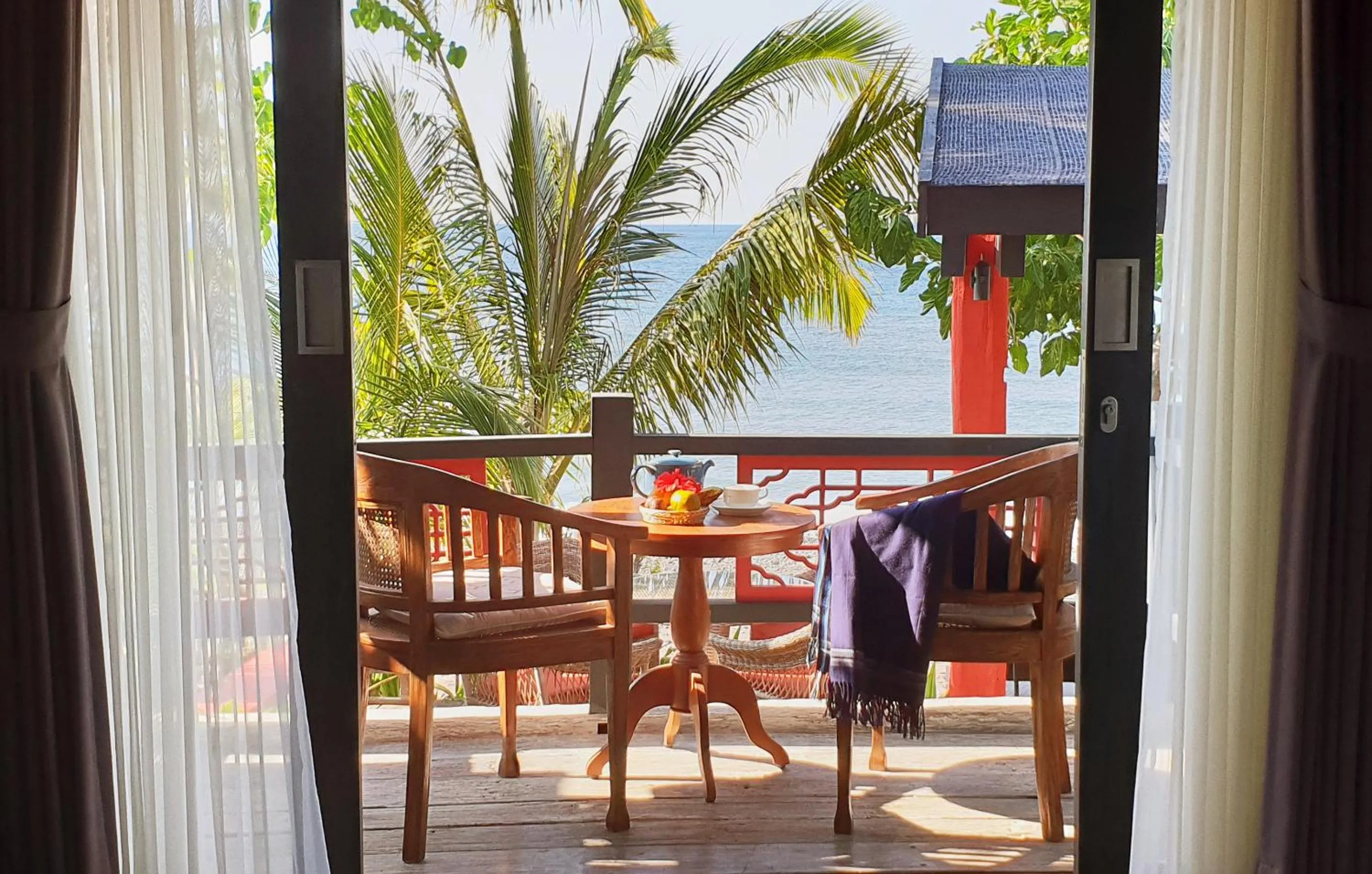 Sea view in Amed Lodge by Sudamala Resorts