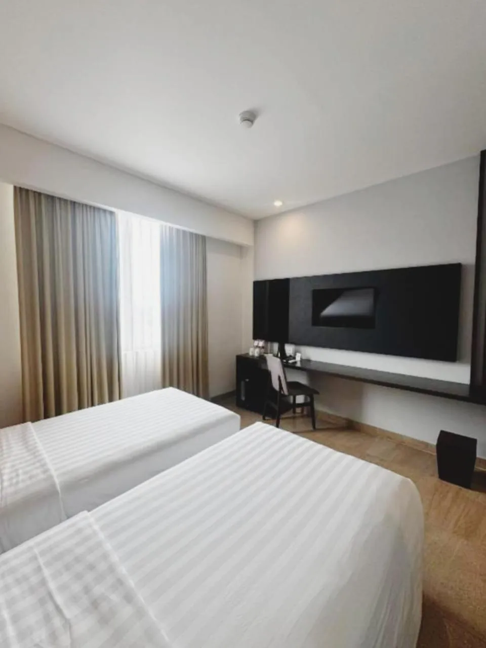 Bedroom, Bed in Laska Hotel Sukabumi