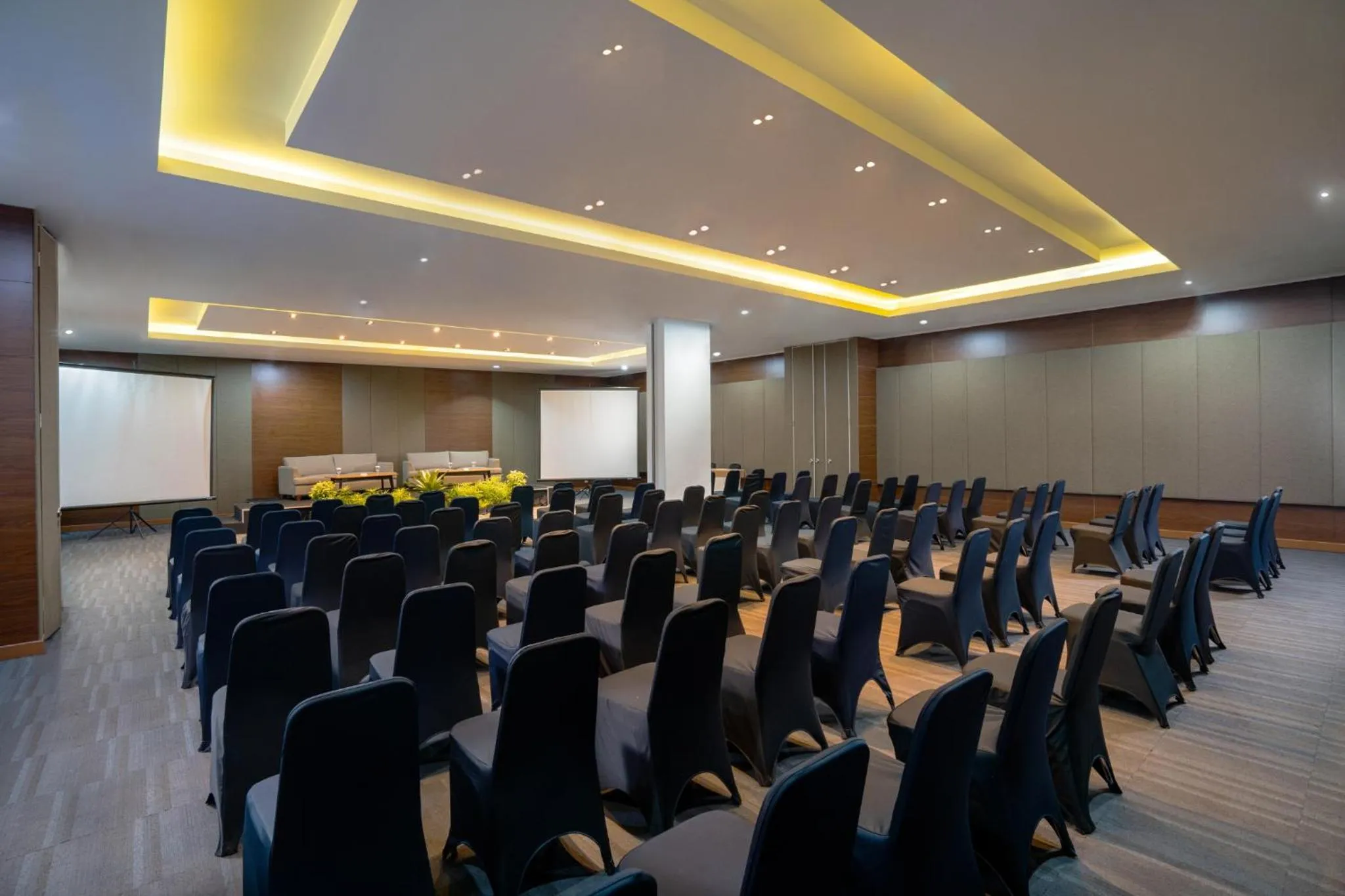 Meeting/conference room in Laska Hotel Sukabumi