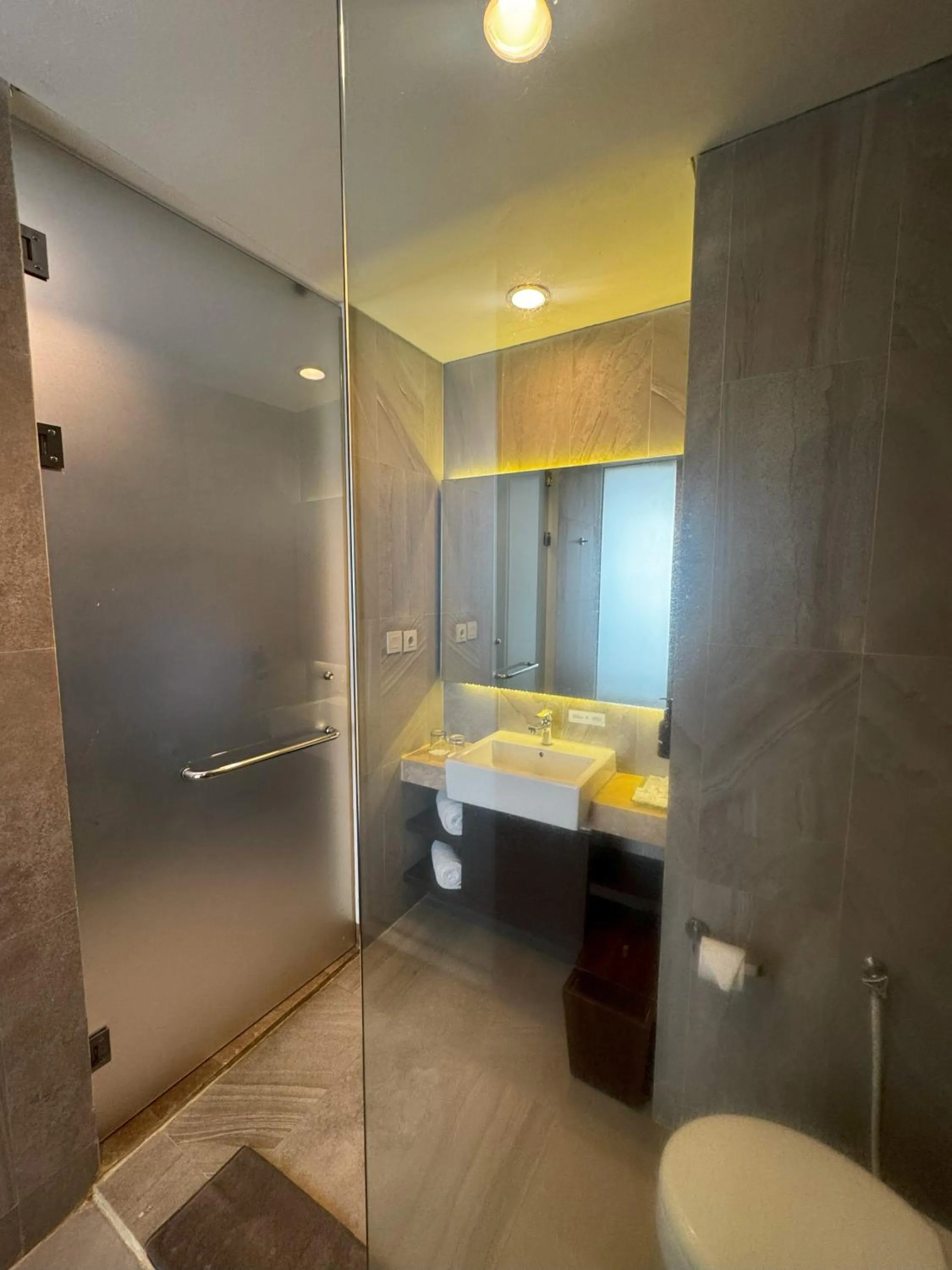 Bathroom in Laska Hotel Sukabumi