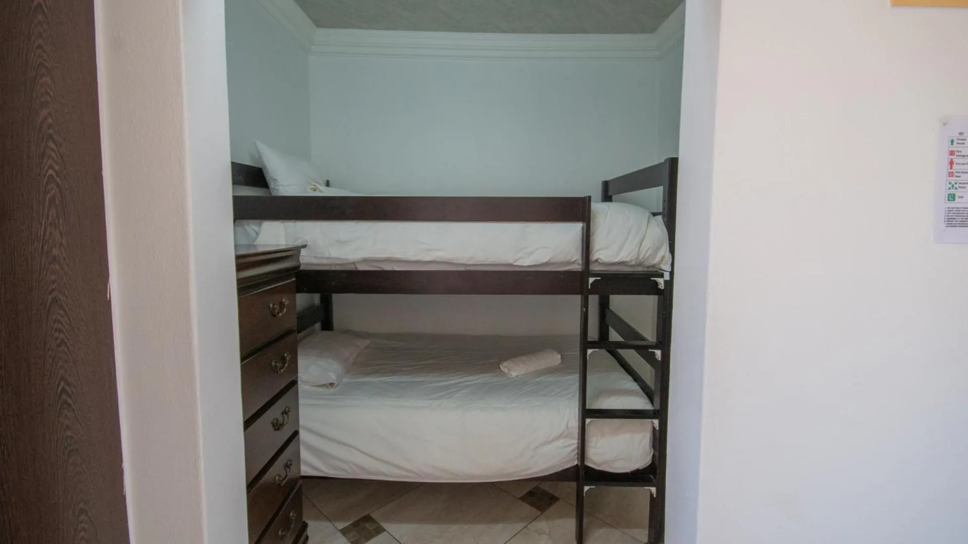 bunk bed, Bed in Falling Waters Guest House