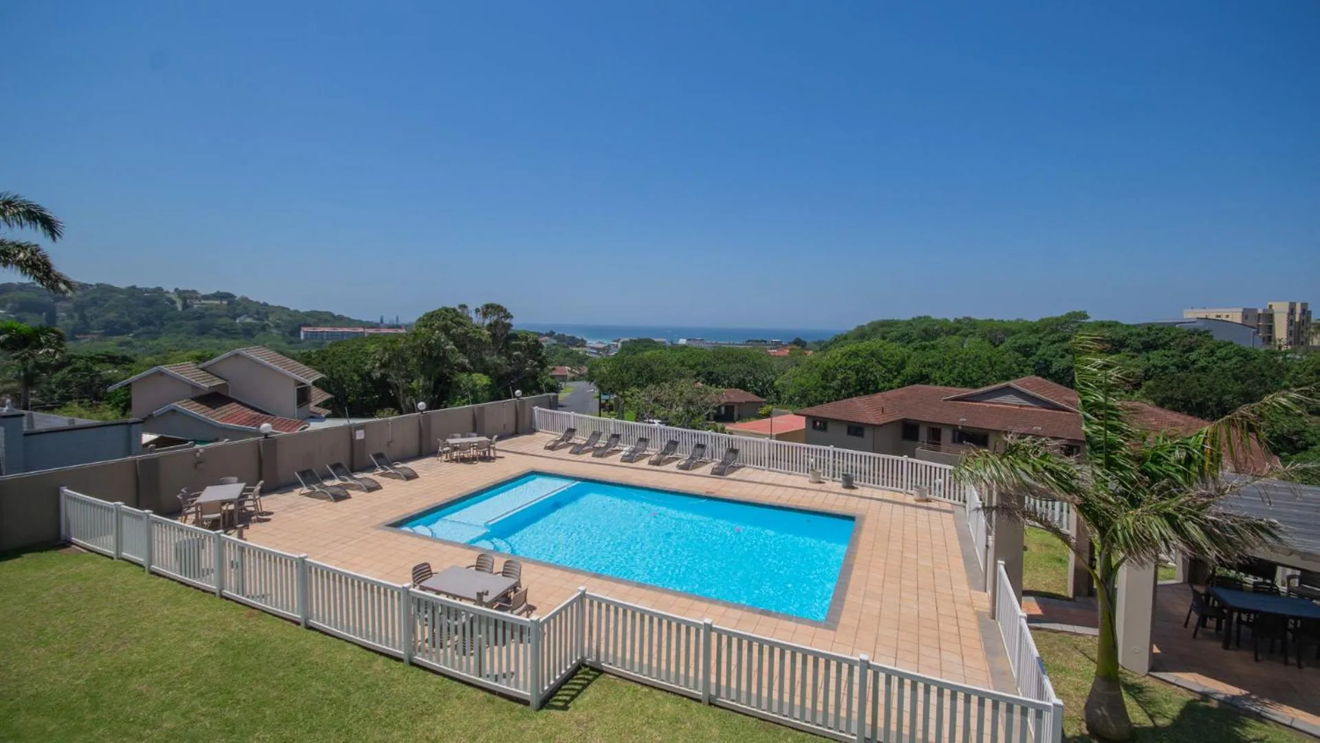 Property building in Falling Waters Guest House