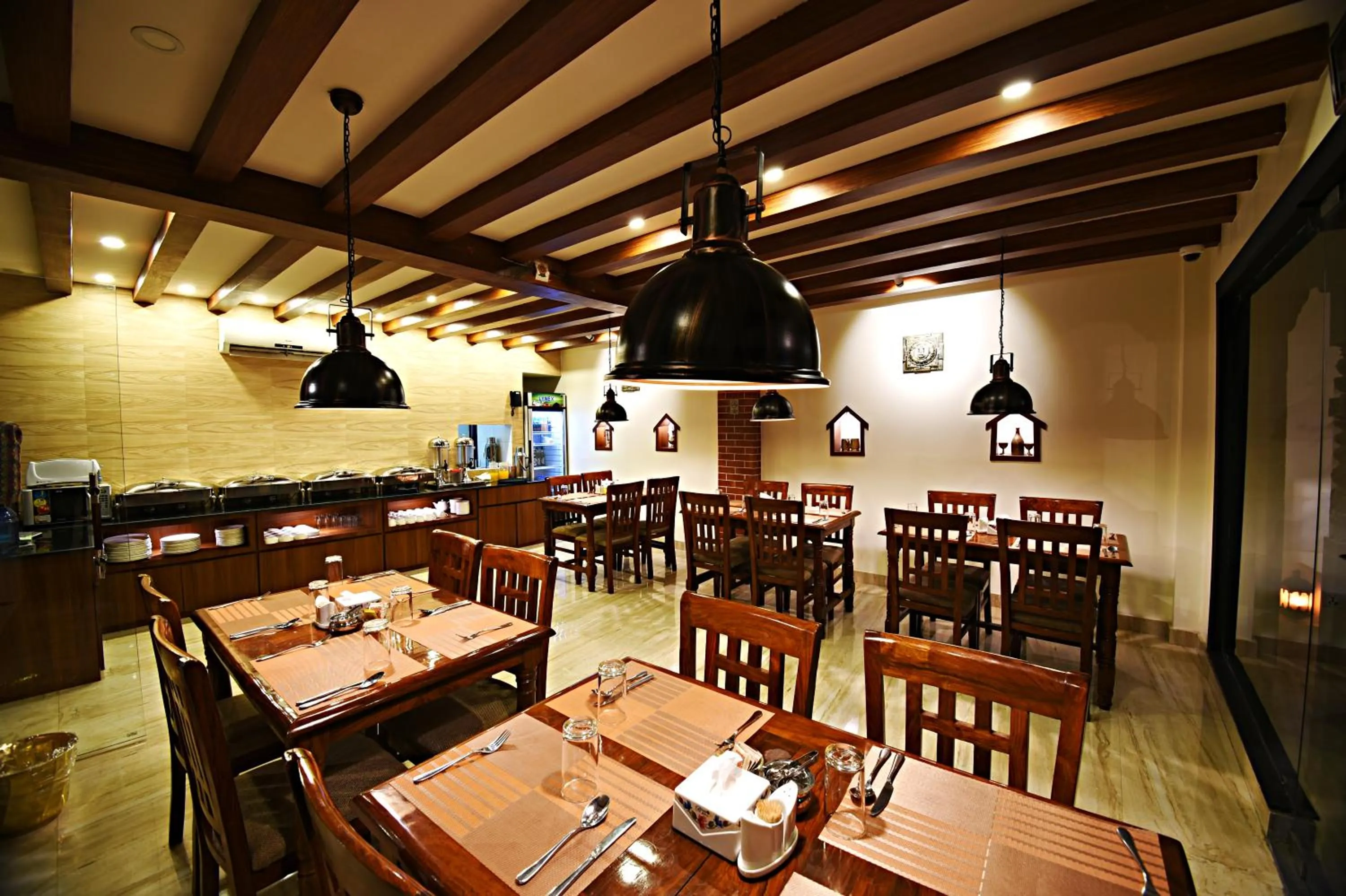 Dining area in Kumari Boutique Hotel