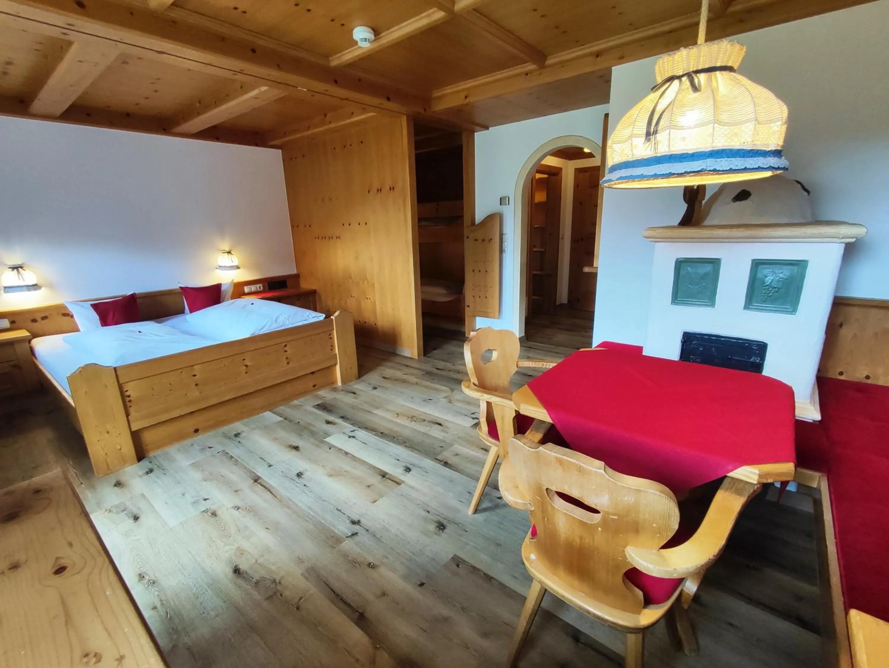 Photo of the whole room, Bed in Hotel Gut Kramerhof