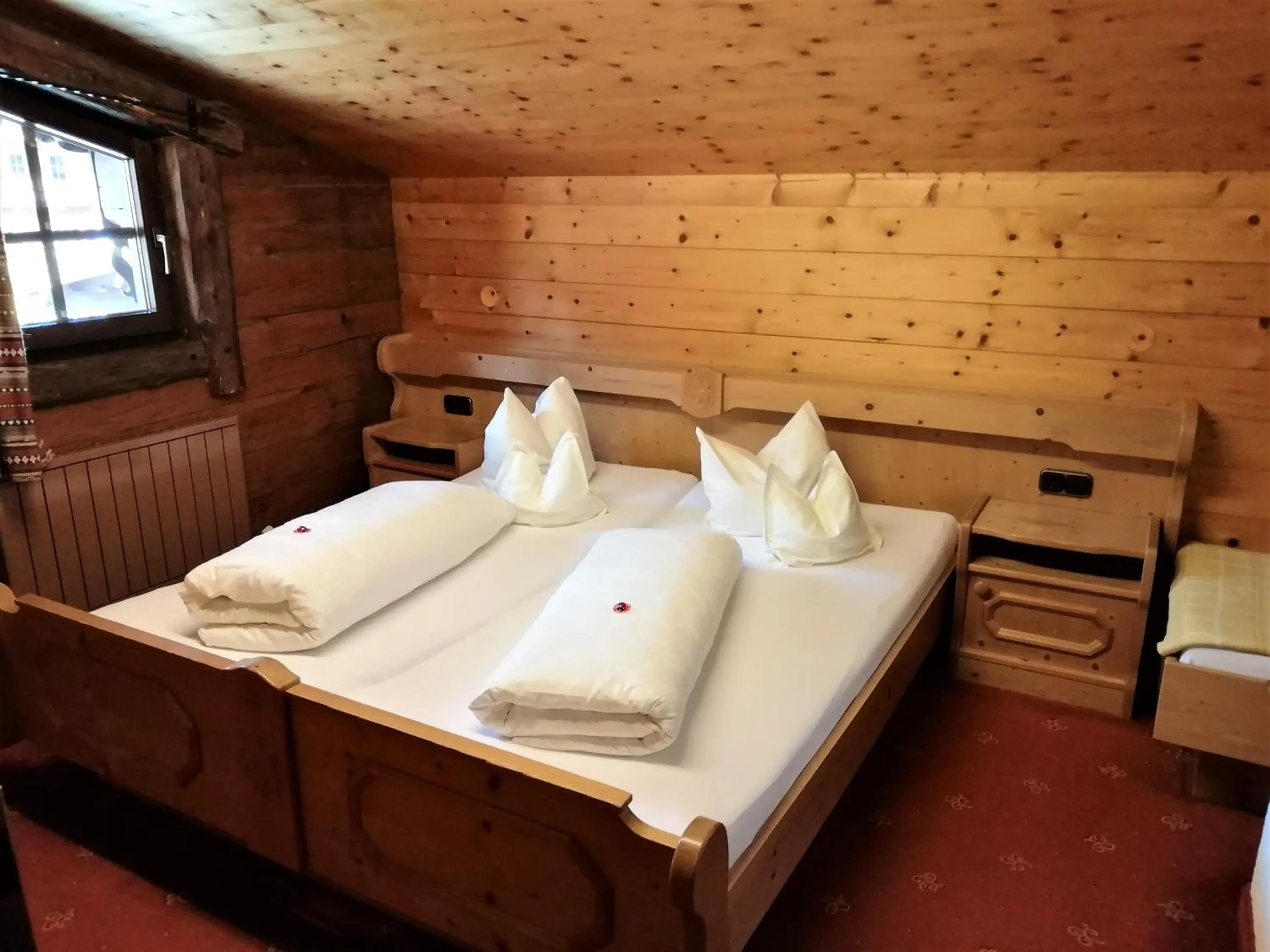 Bed in Hotel Gut Kramerhof