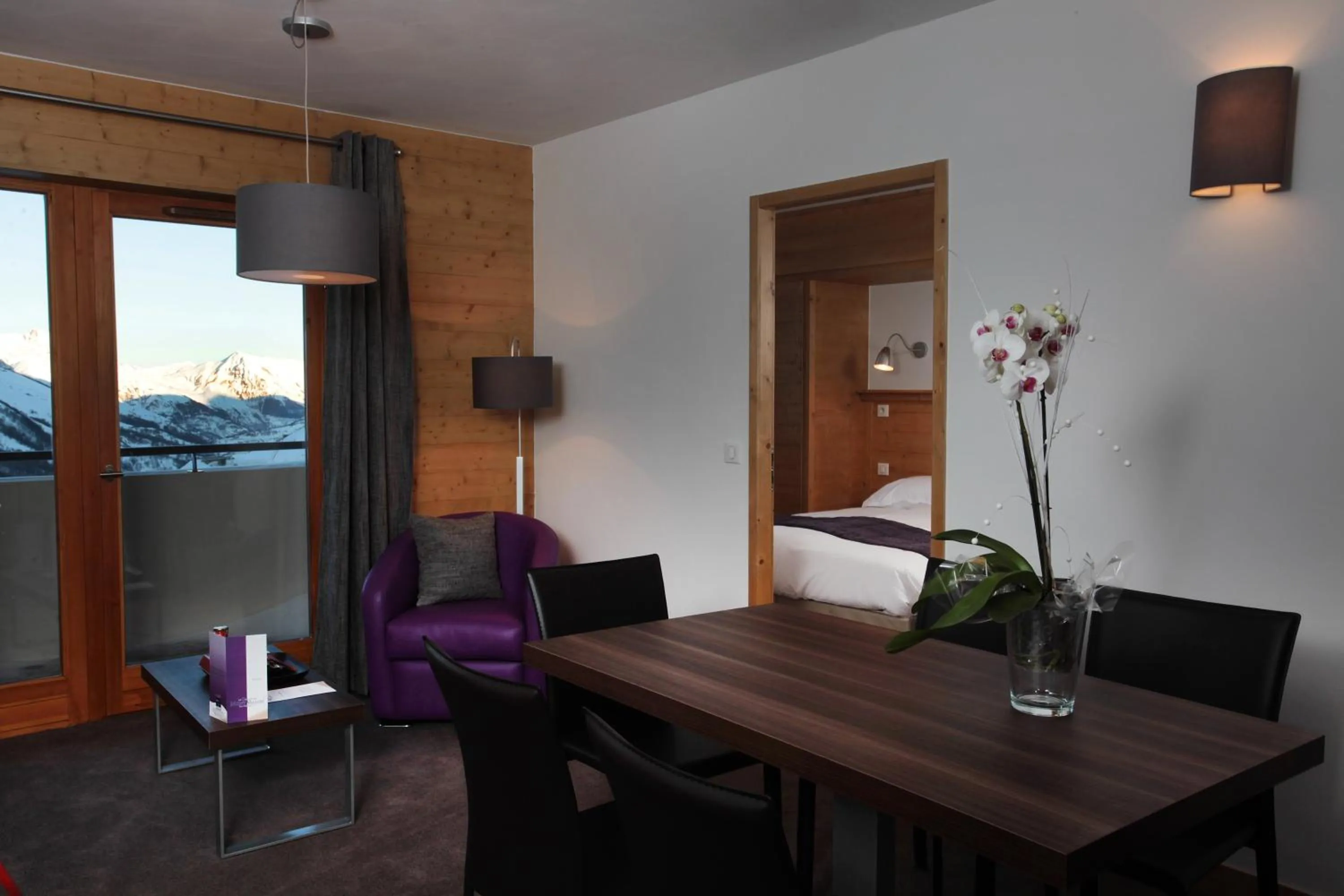 Dining area in Le Chalet du Mont Vallon Spa Resort