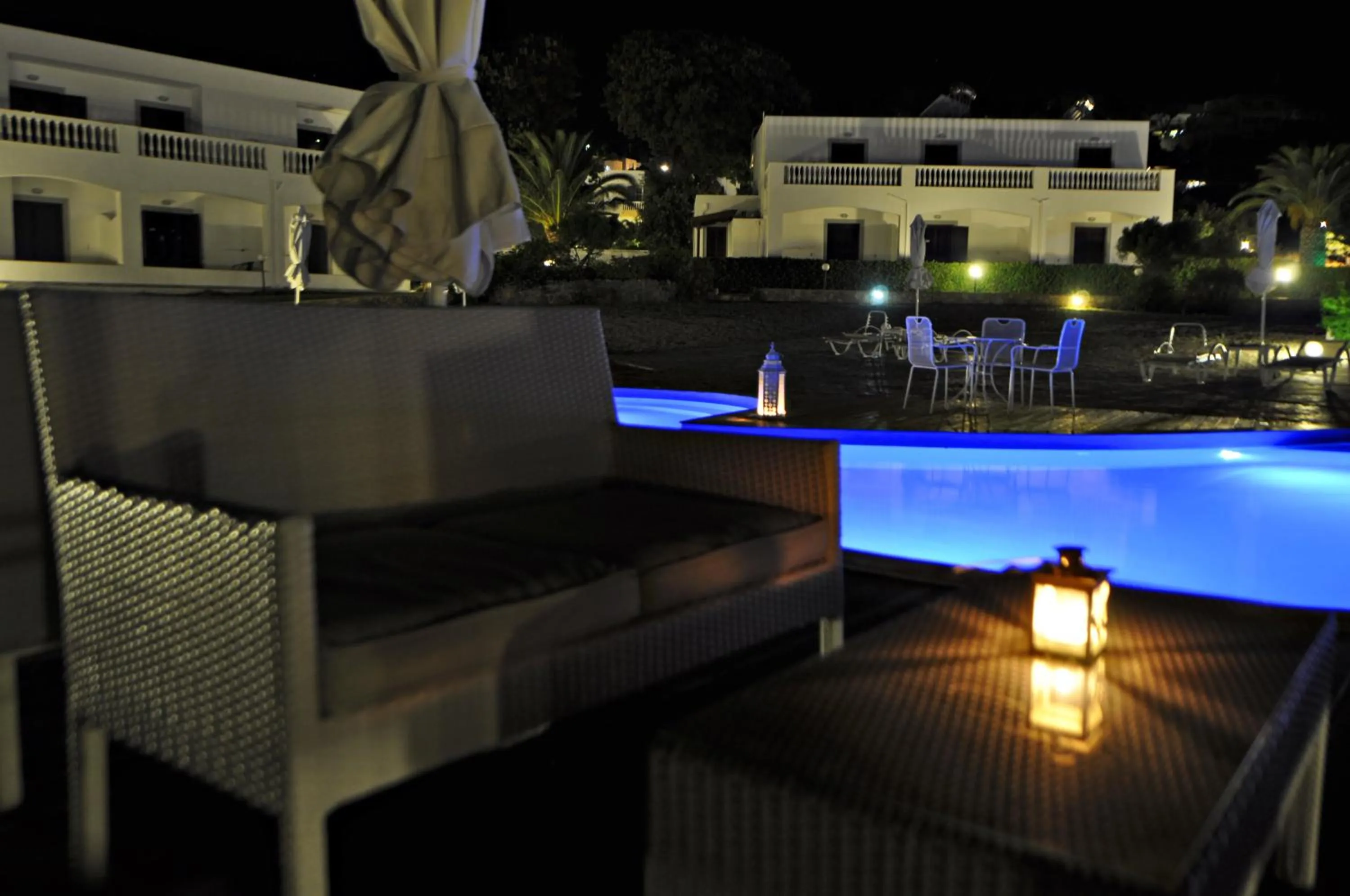 Night in Tony's Beach Hotel