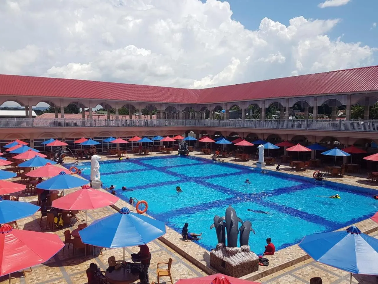 Swimming pool in Grand Town Hotel Mandai