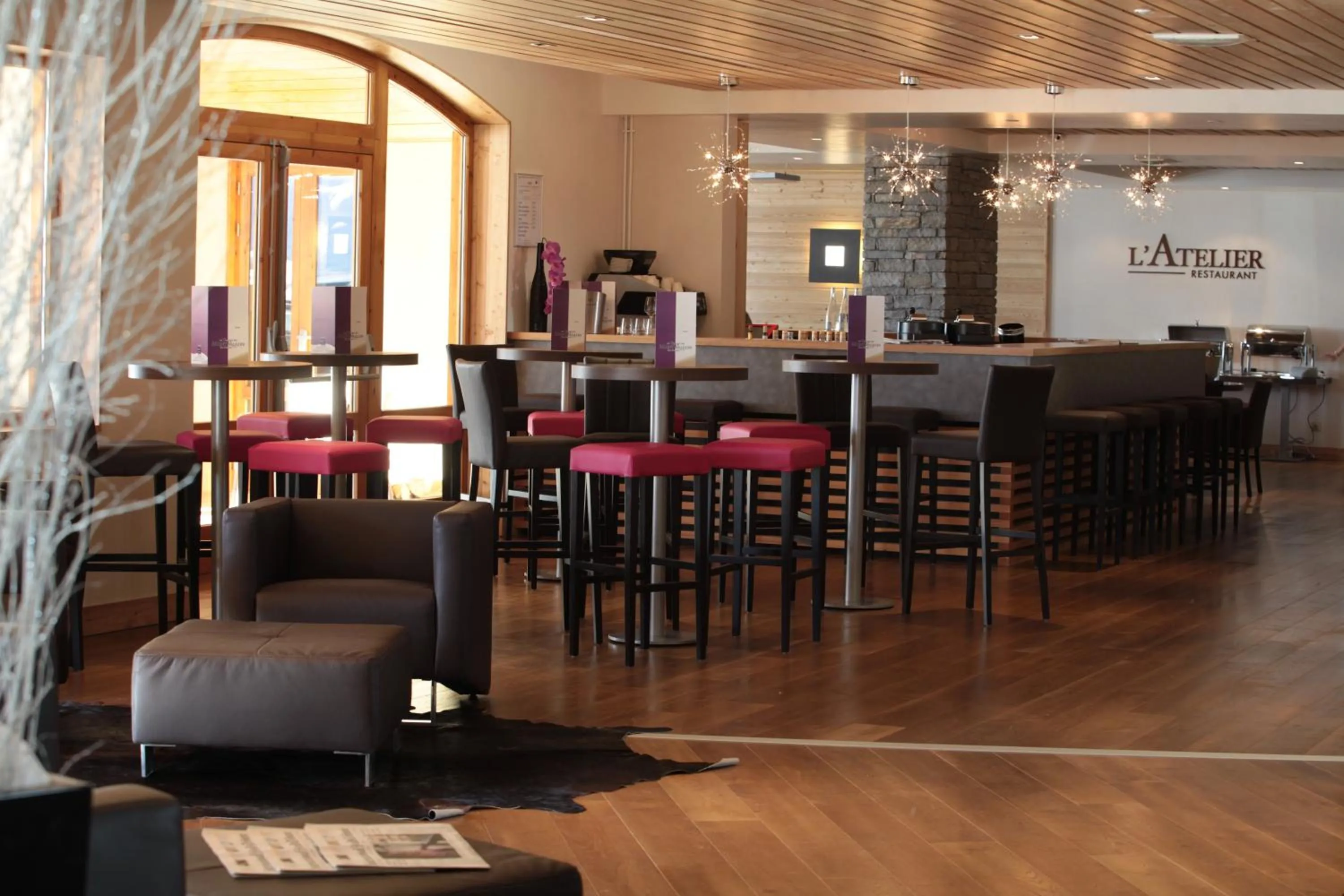 Restaurant/places to eat in Résidence Le Chalet du Mont Vallon