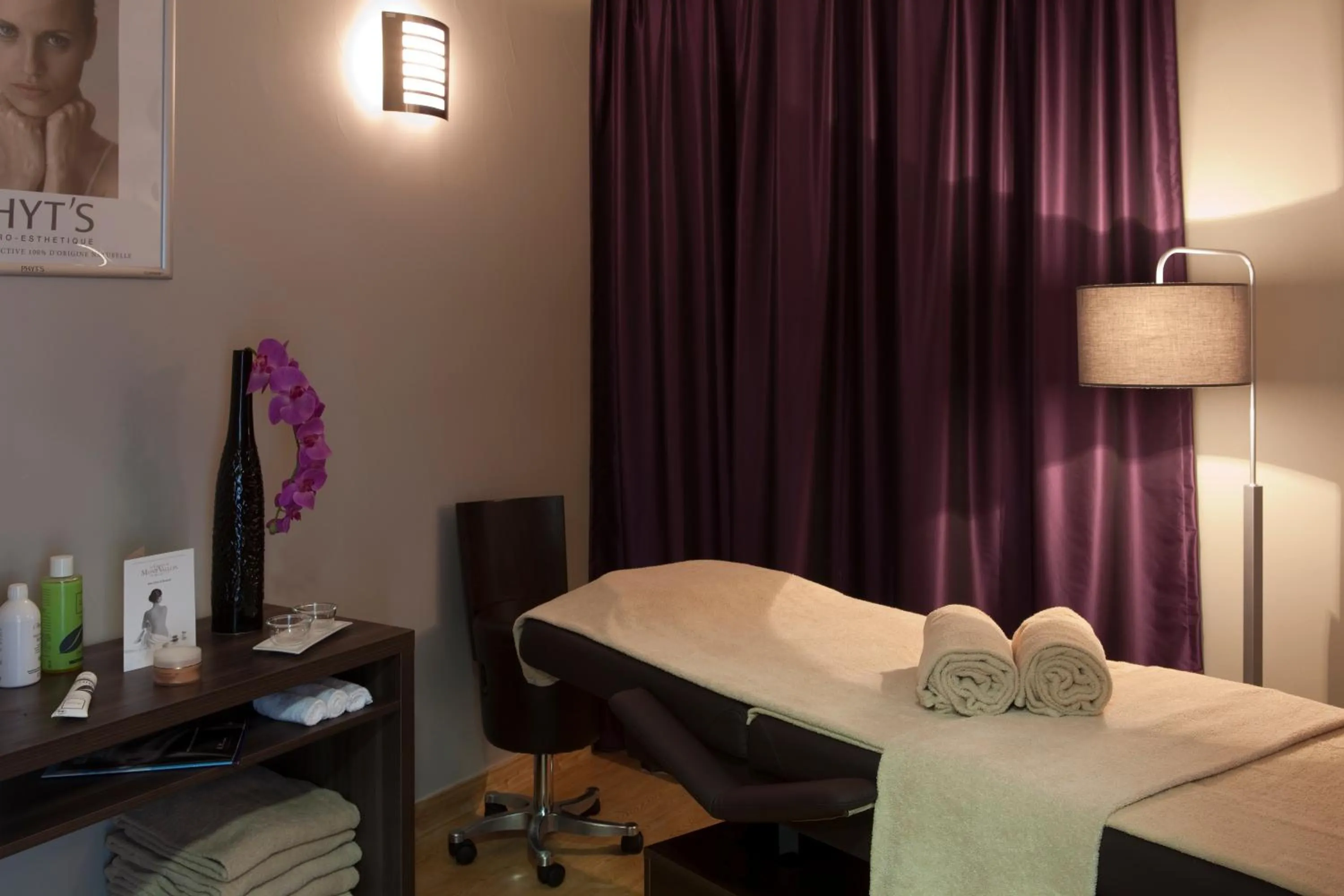 Spa and wellness centre/facilities in Résidence Le Chalet du Mont Vallon