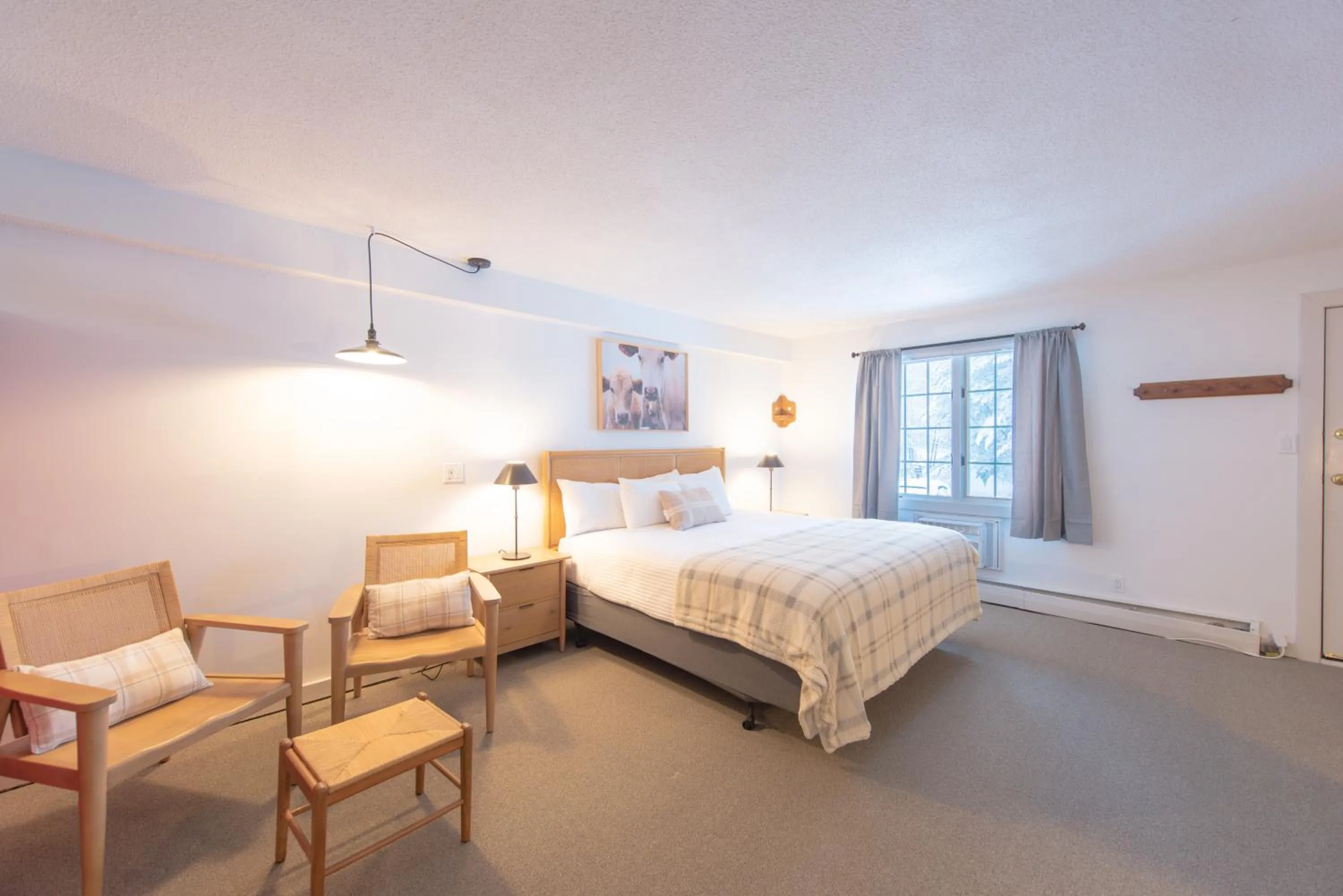 Bed in Innsbruck Inn at Stowe